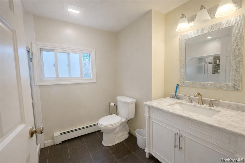 187 Horseblock Road Property Photo 6