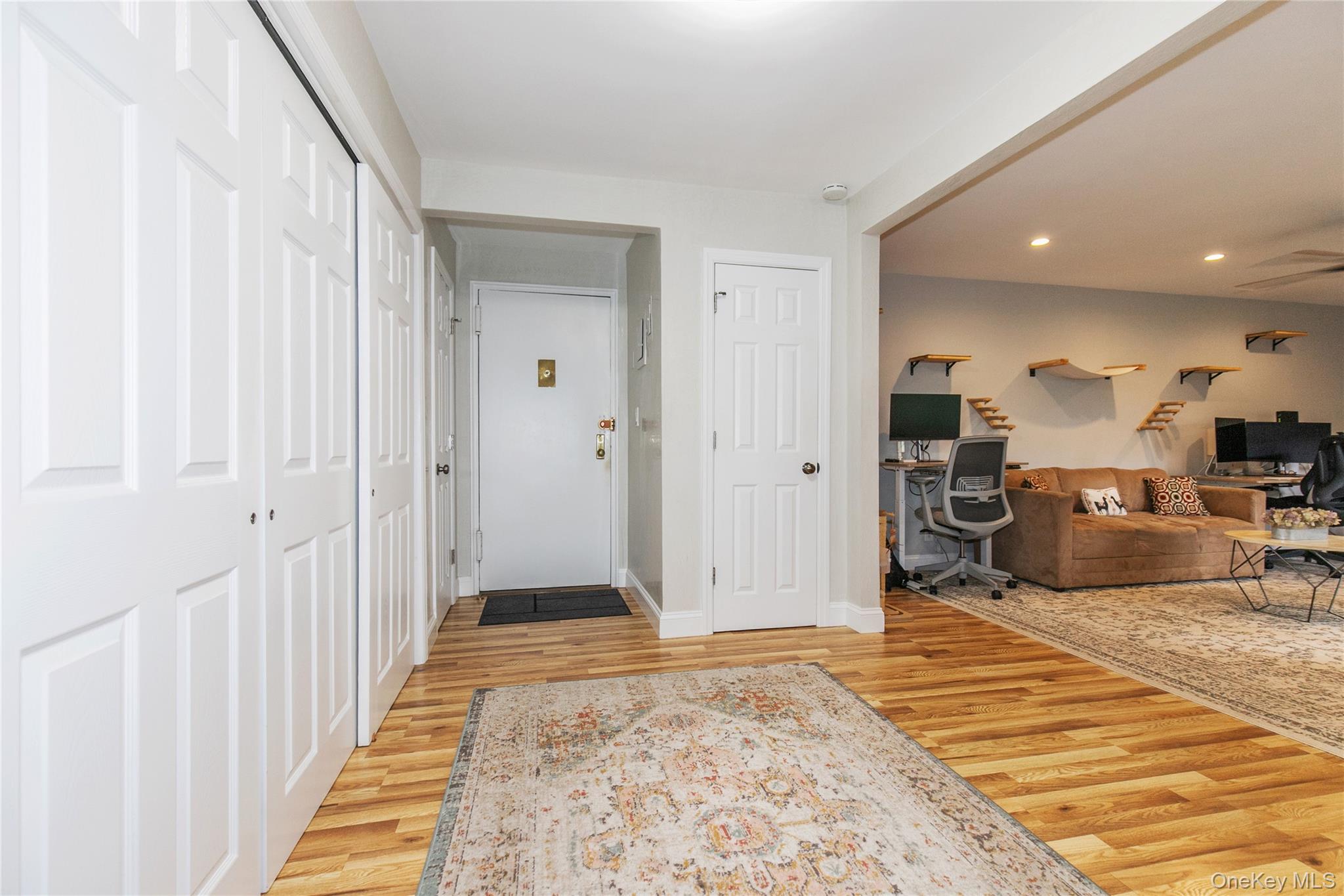 35 Knightsbridge Road 2-b Property Photo 7