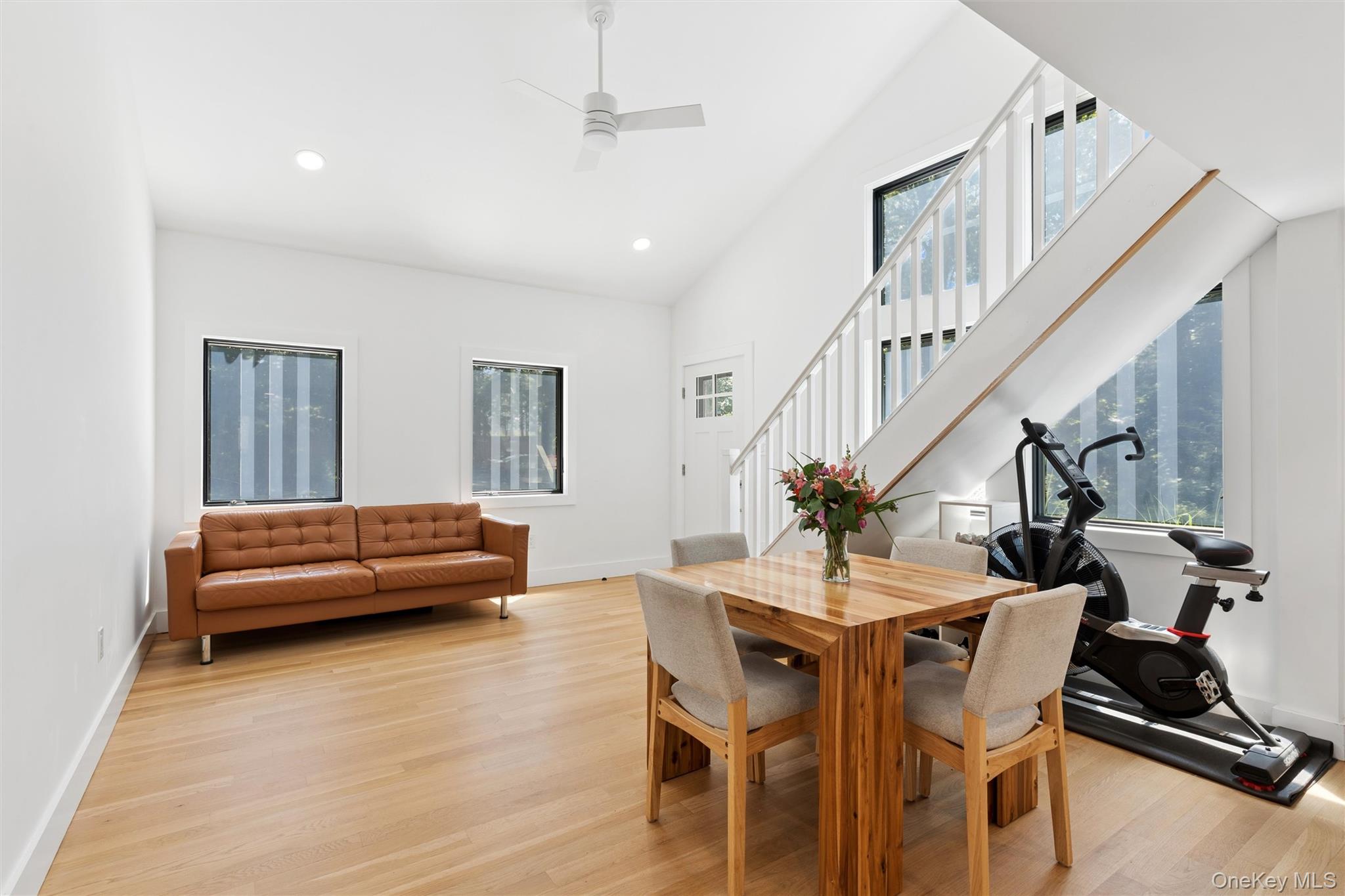 356 Oakleigh Avenue 38 Property Photo 16