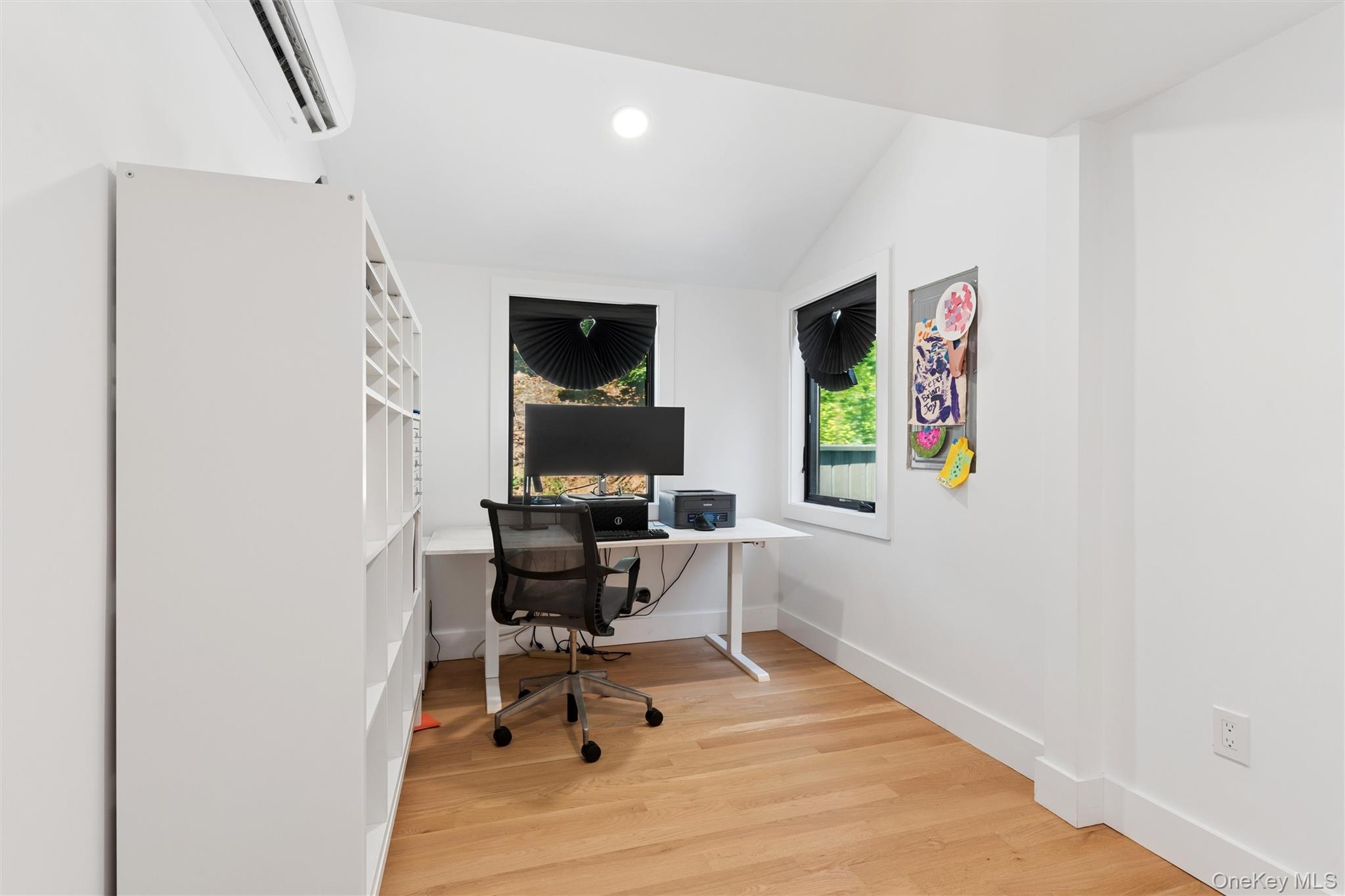 356 Oakleigh Avenue 38 Property Photo 25