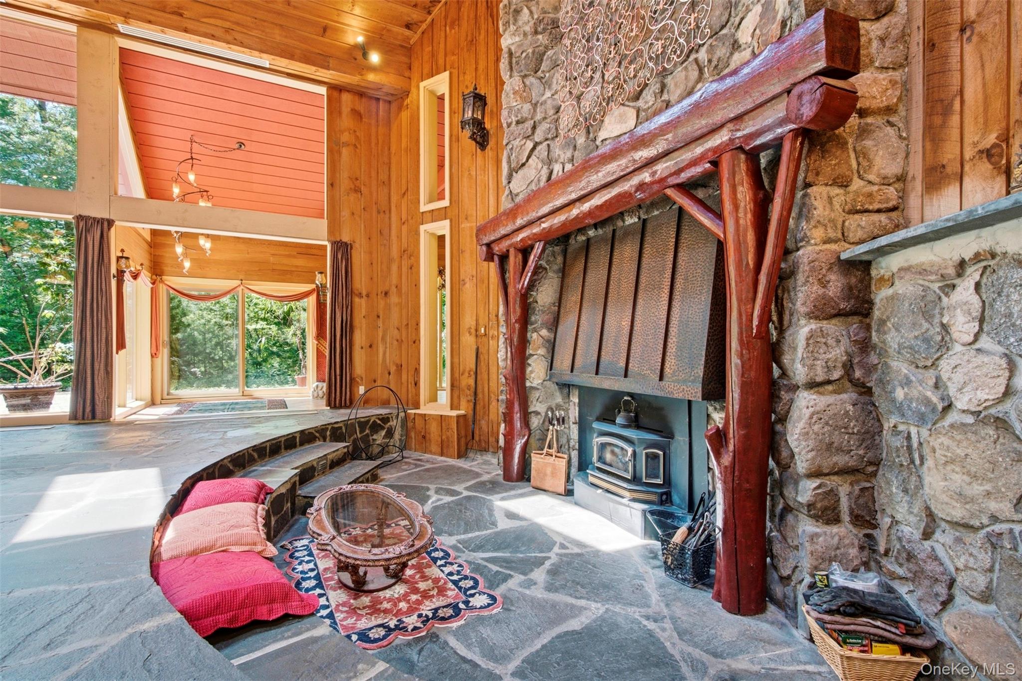 229 Clove Road Property Photo 16