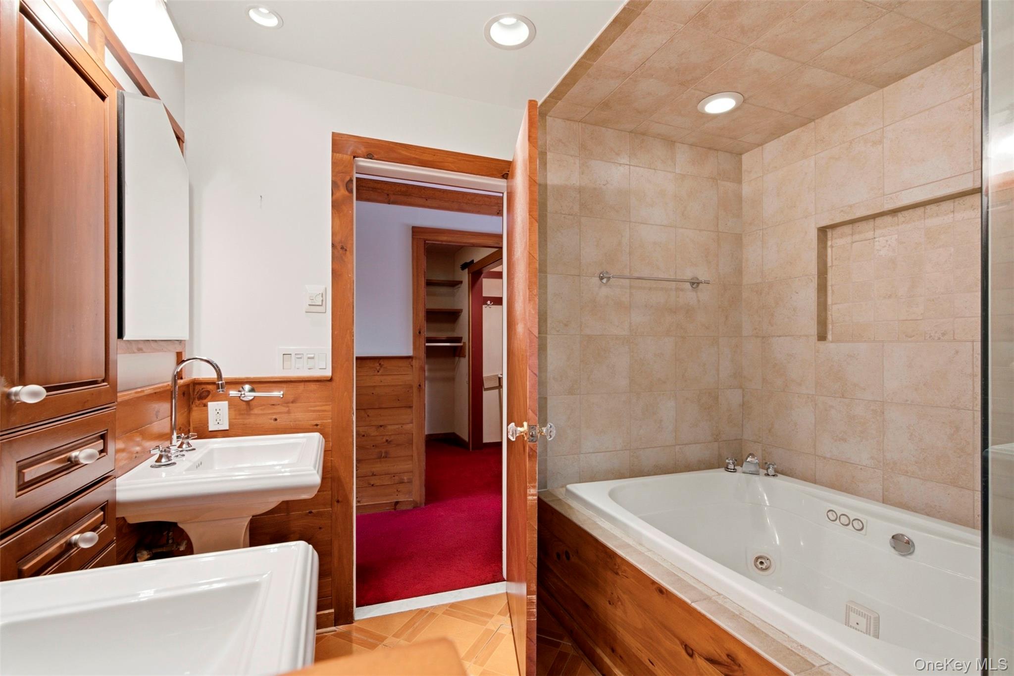 229 Clove Road Property Photo 24