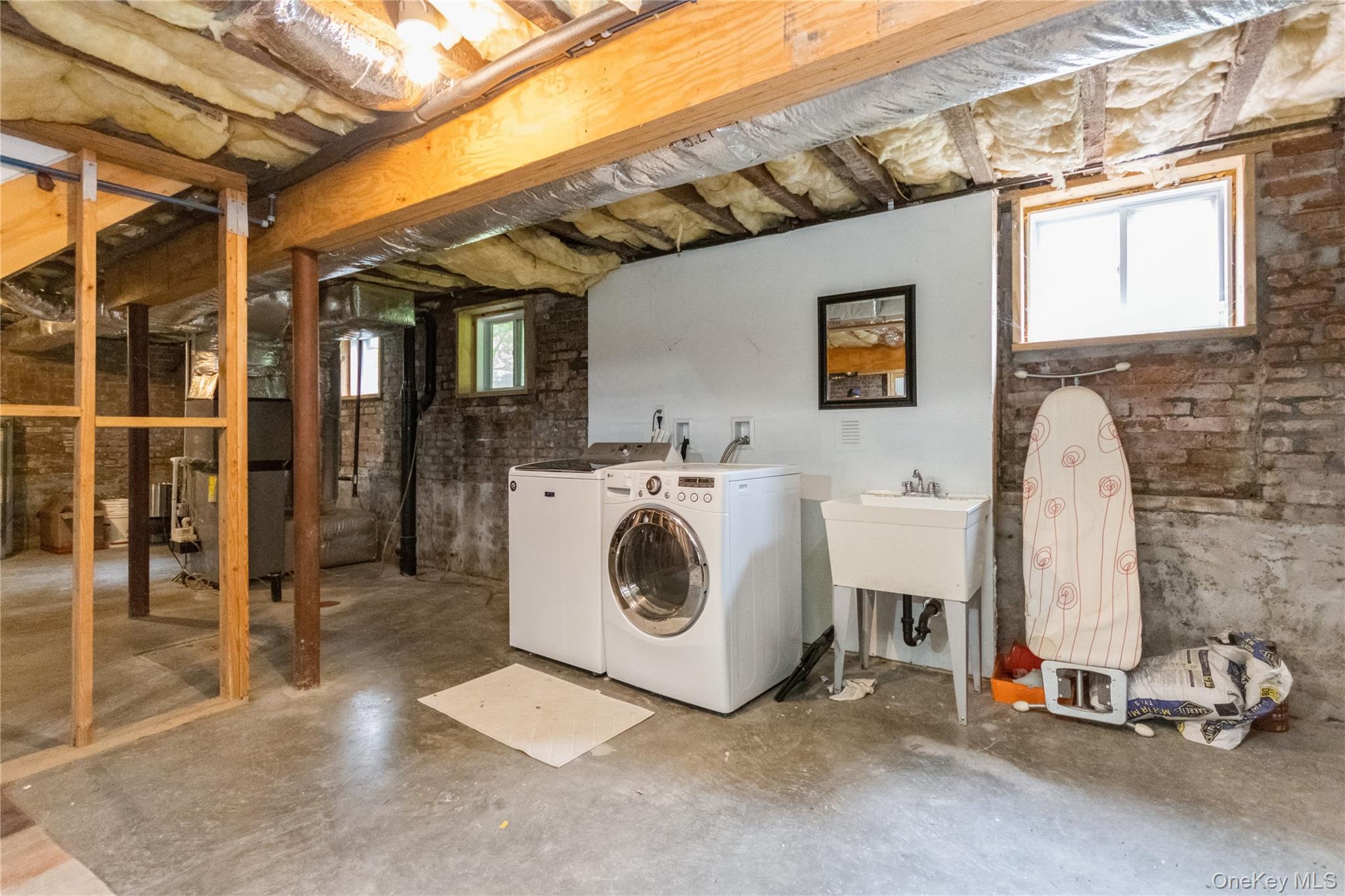 120 Verplanck Avenue Property Photo 27