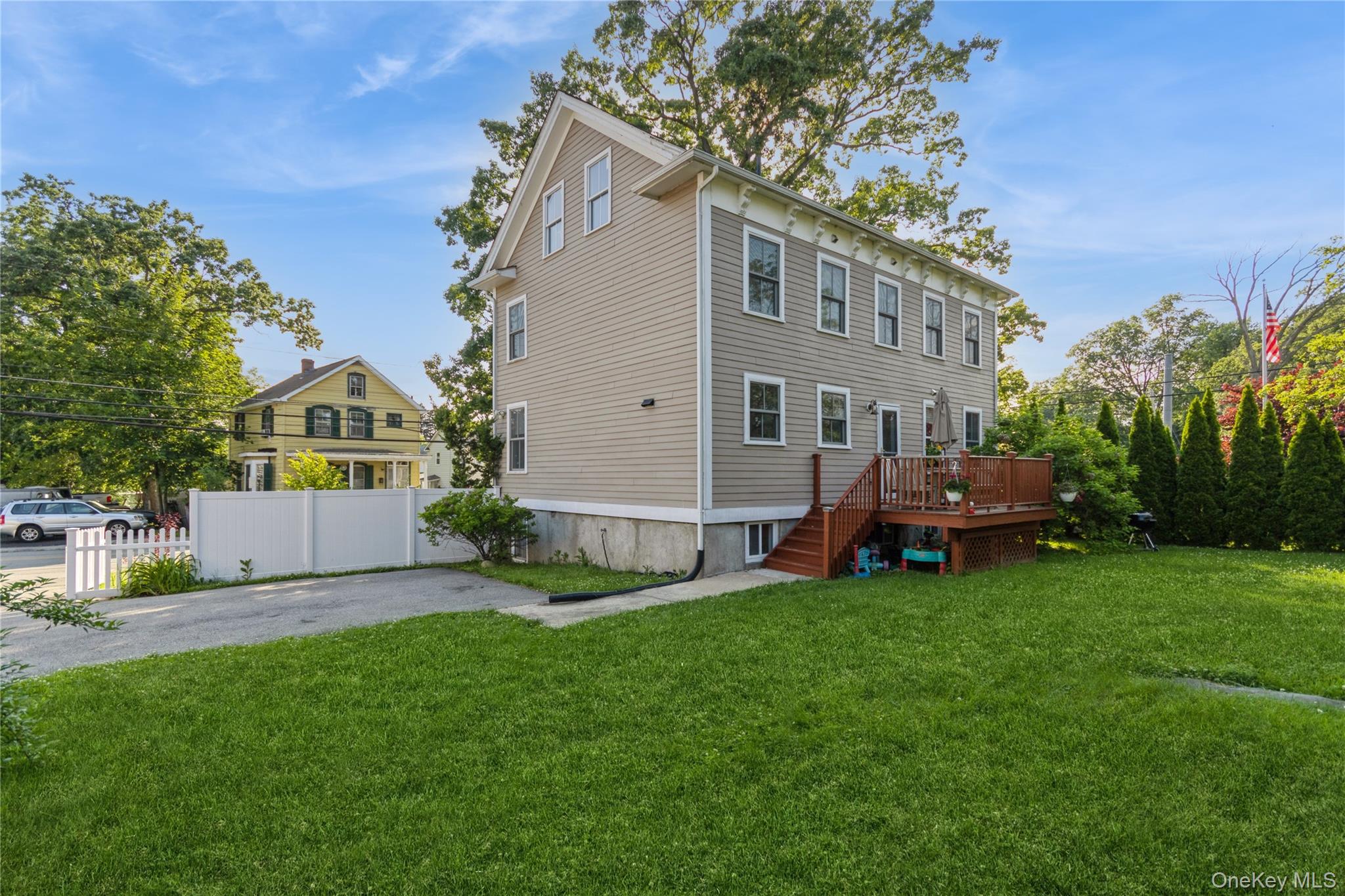 120 Verplanck Avenue Property Photo 34