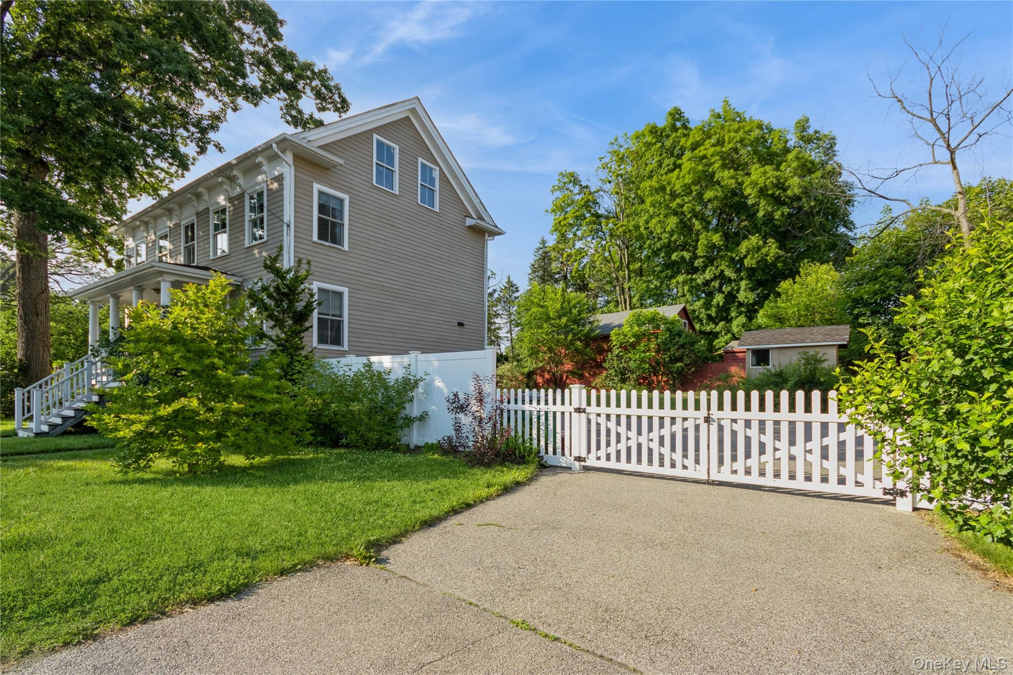 120 Verplanck Avenue Property Photo 37