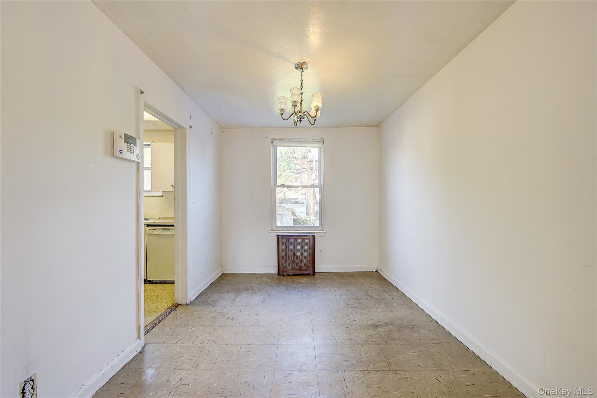 53-21 194th Street Property Photo 6