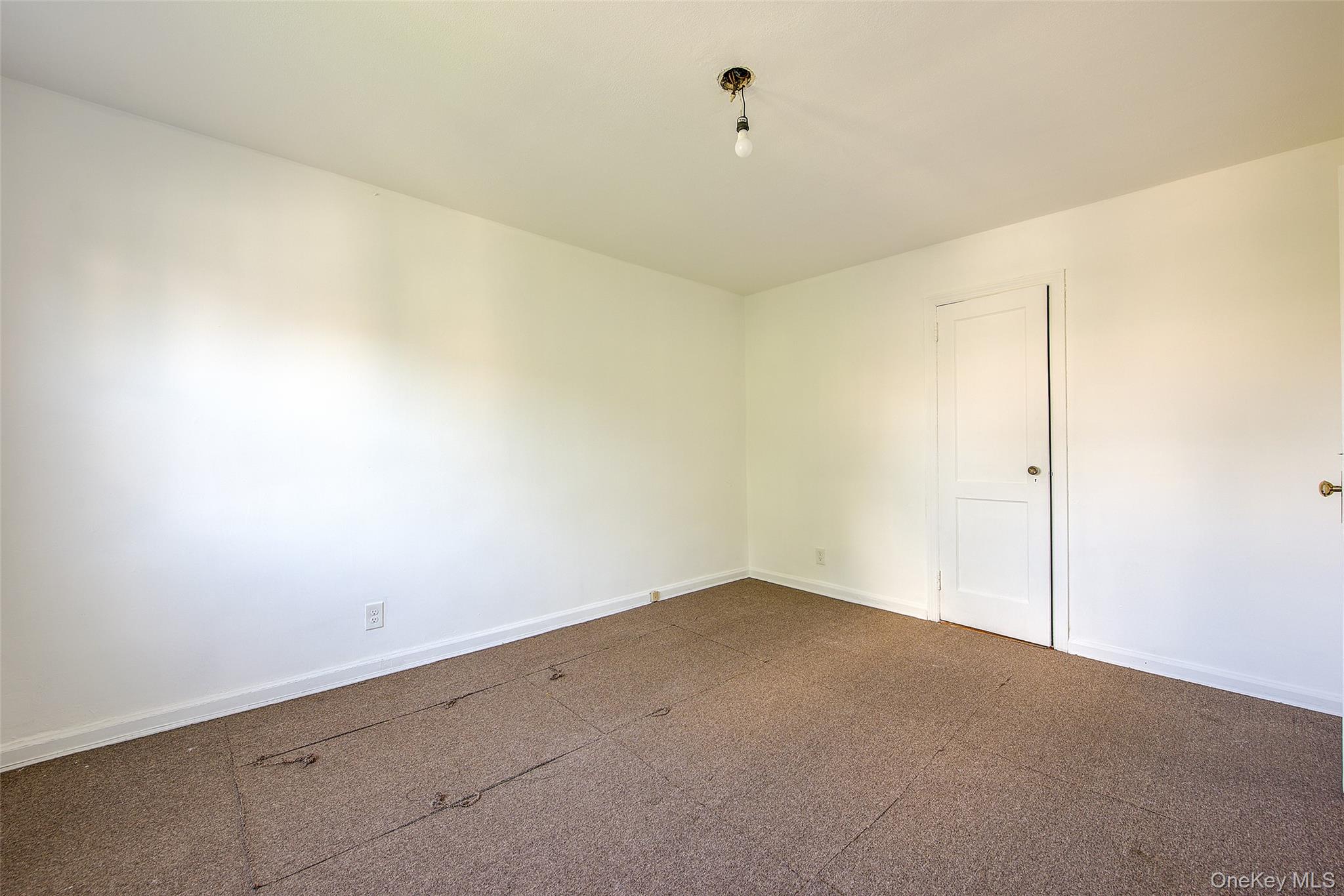 53-21 194th Street Property Photo 15