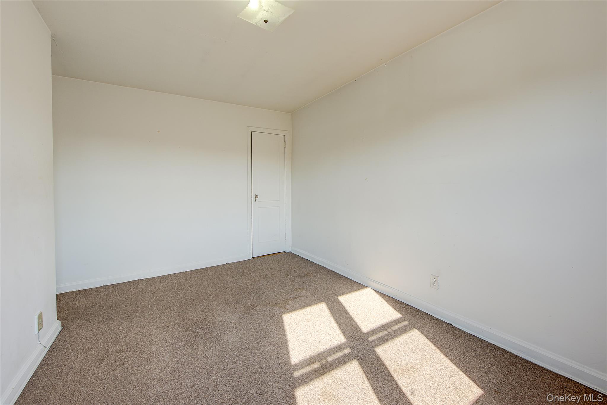 53-21 194th Street Property Photo 18