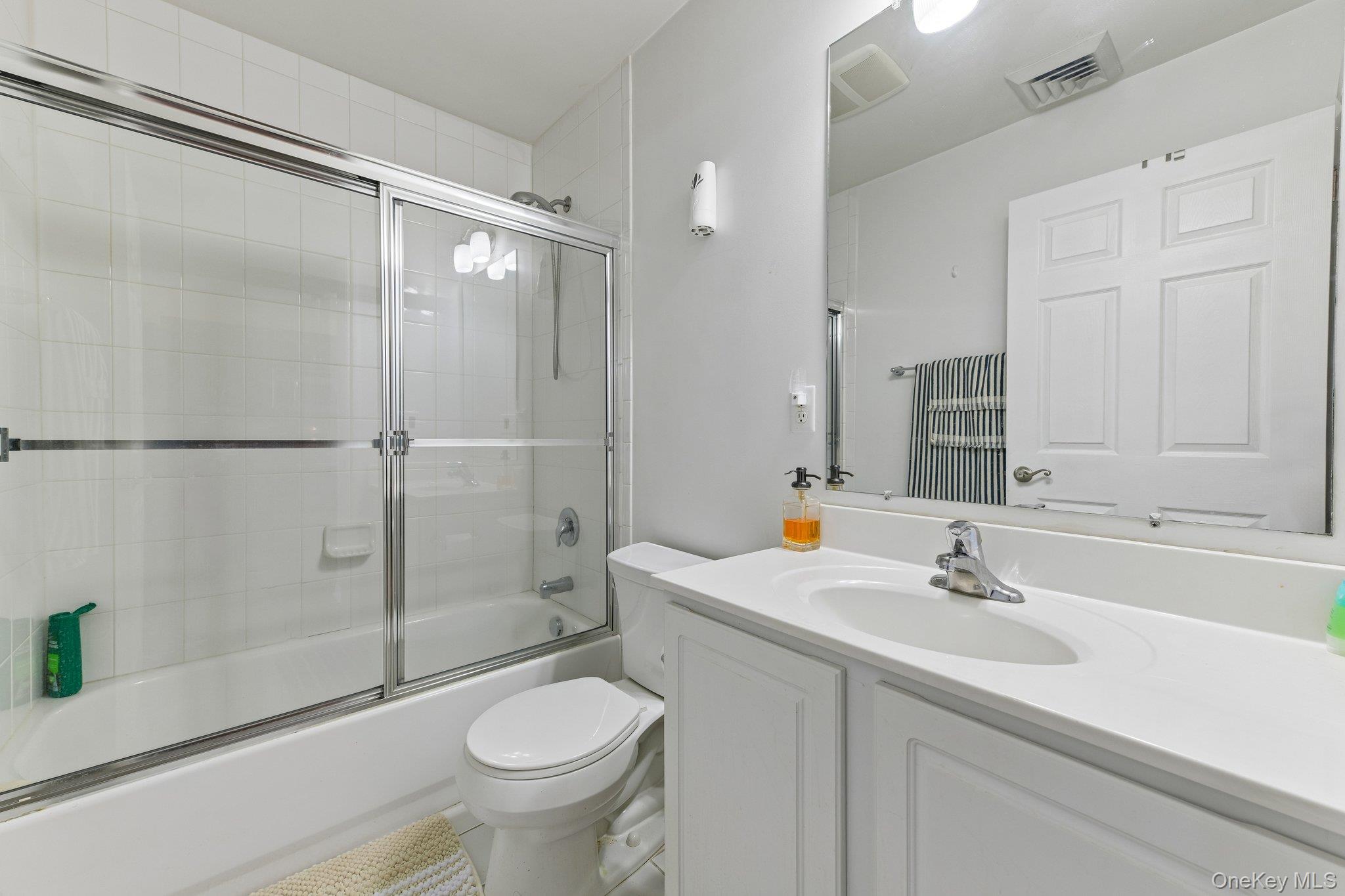 1120 Willow Lane Property Photo 12