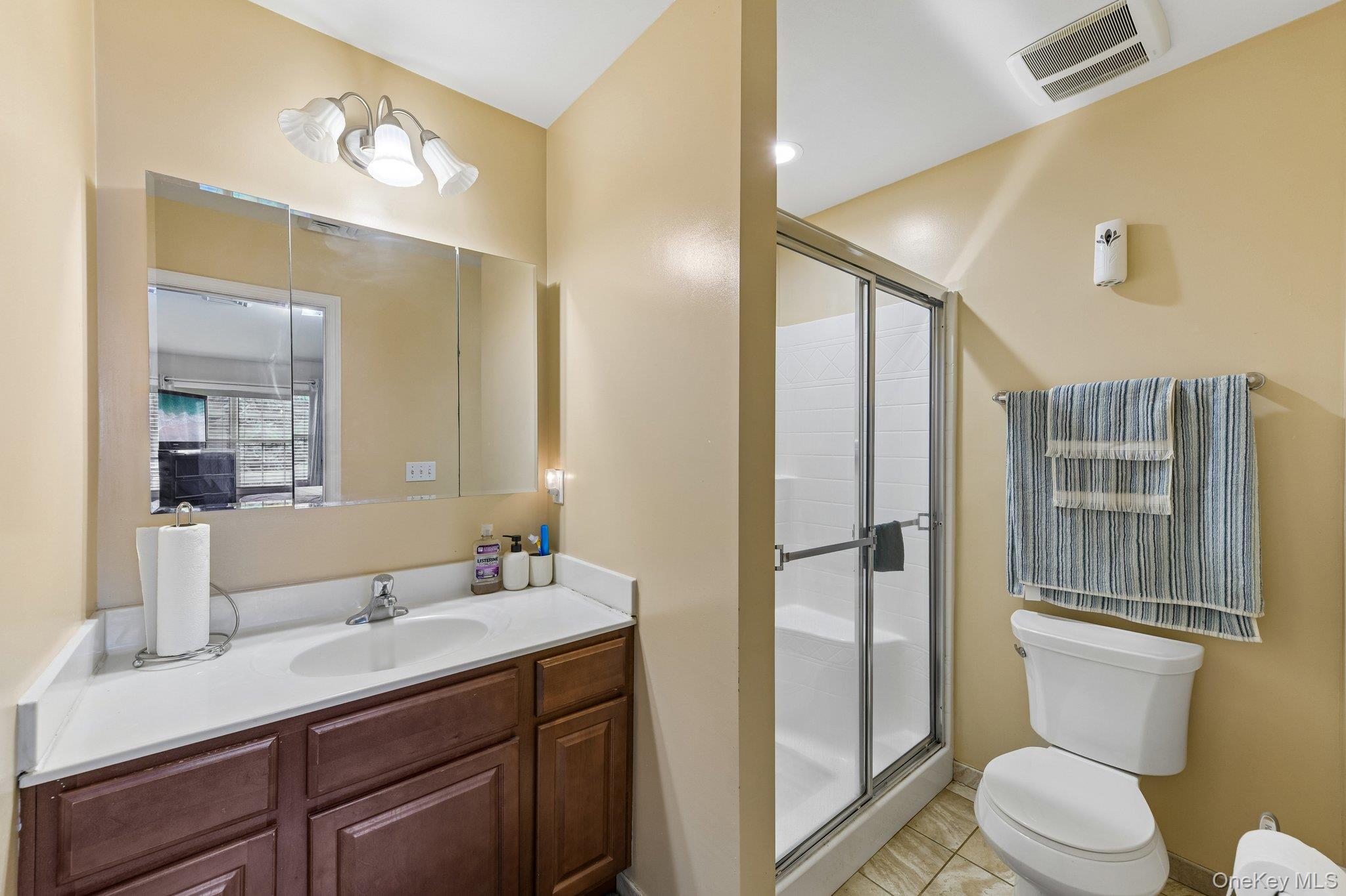1120 Willow Lane Property Photo 17
