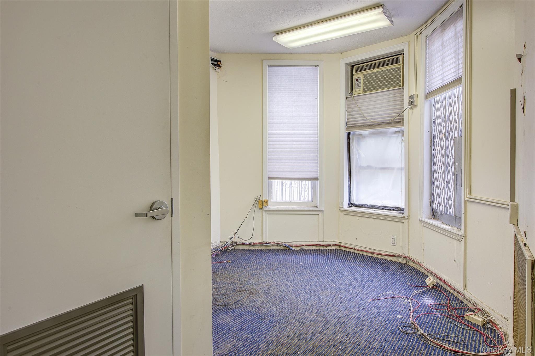 4807 Fort Hamilton Parkway Property Photo 14