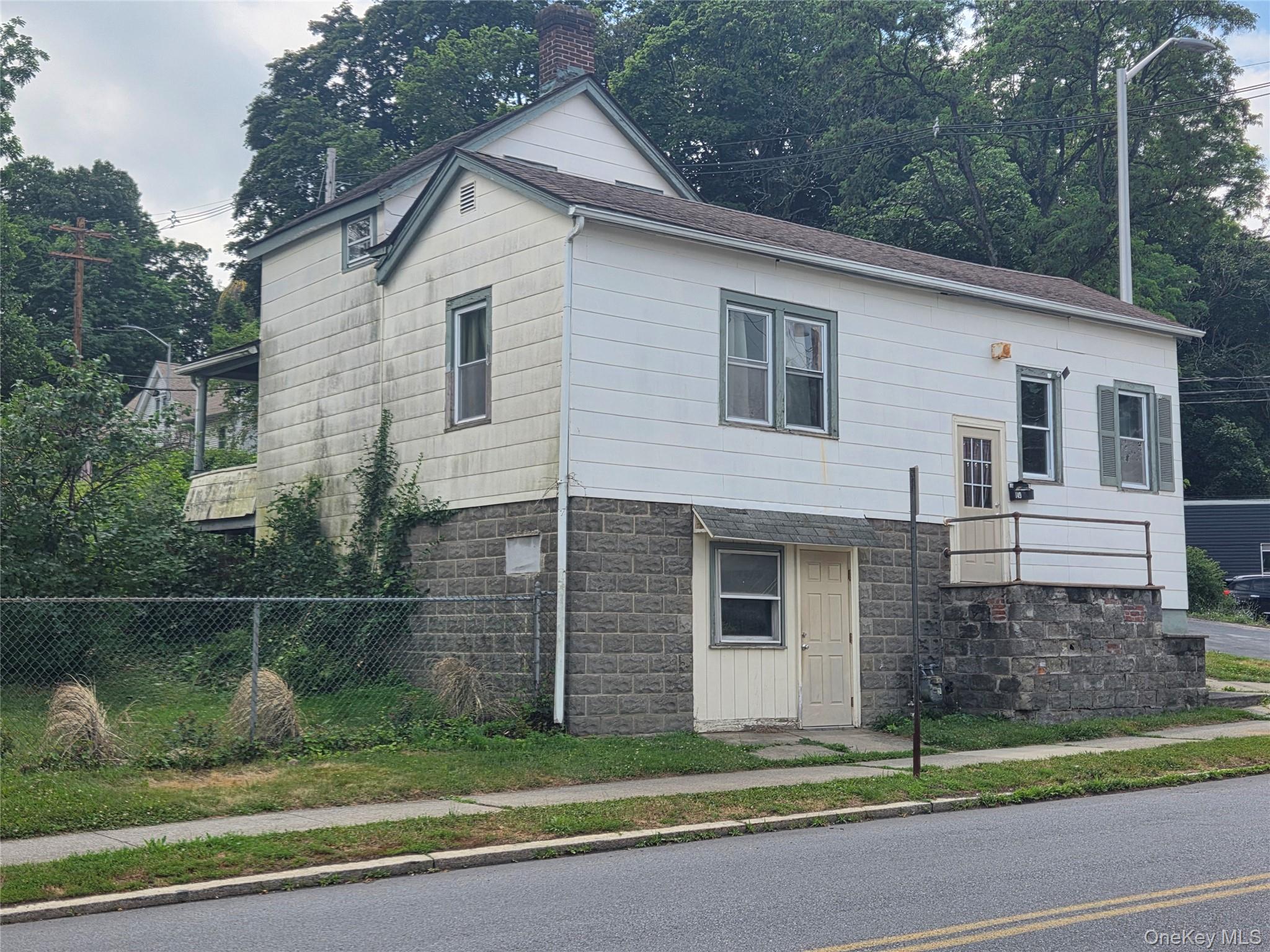 149 South Avenue Property Photo 2