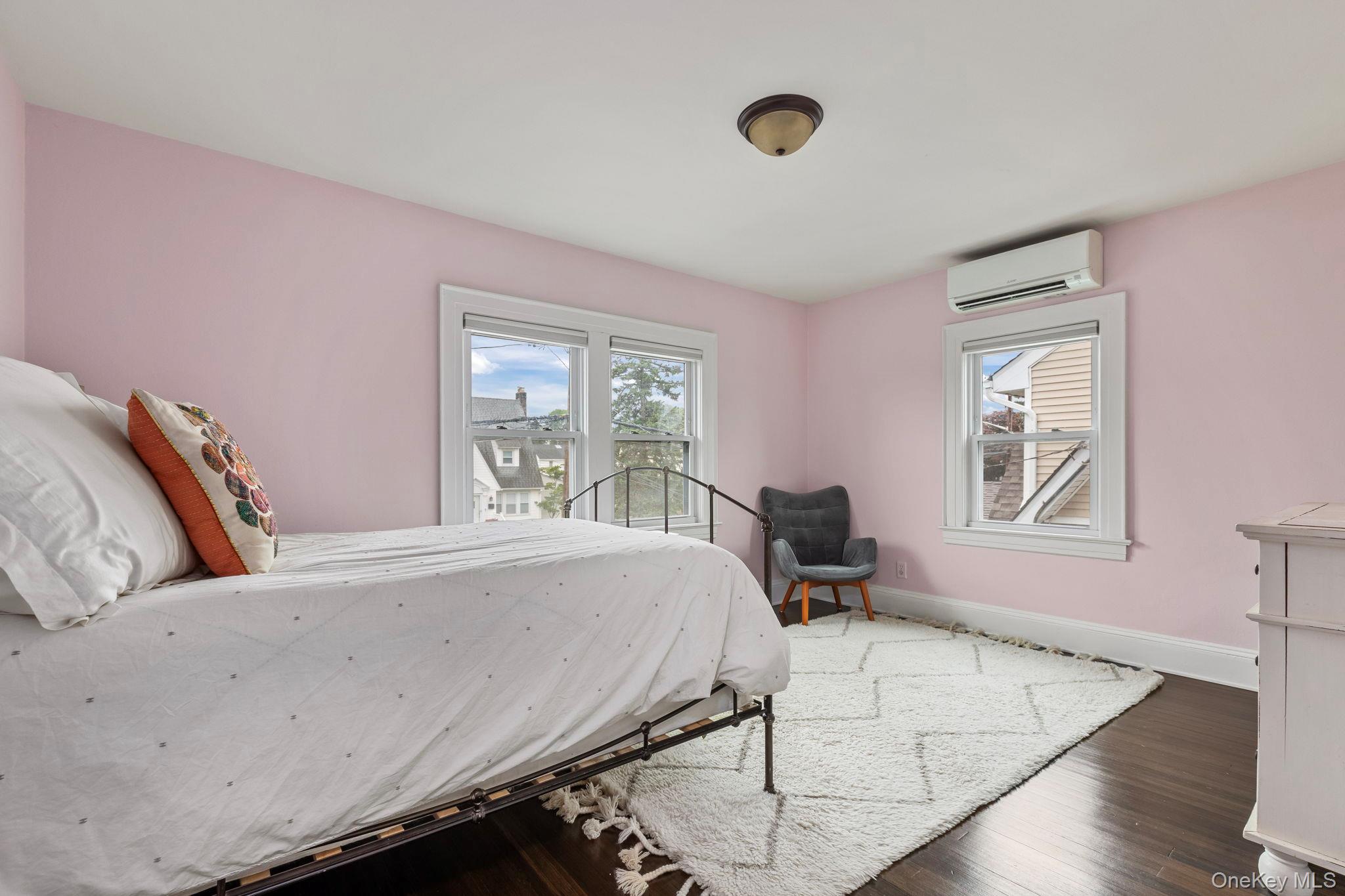 78 Denton Avenue Property Photo 19