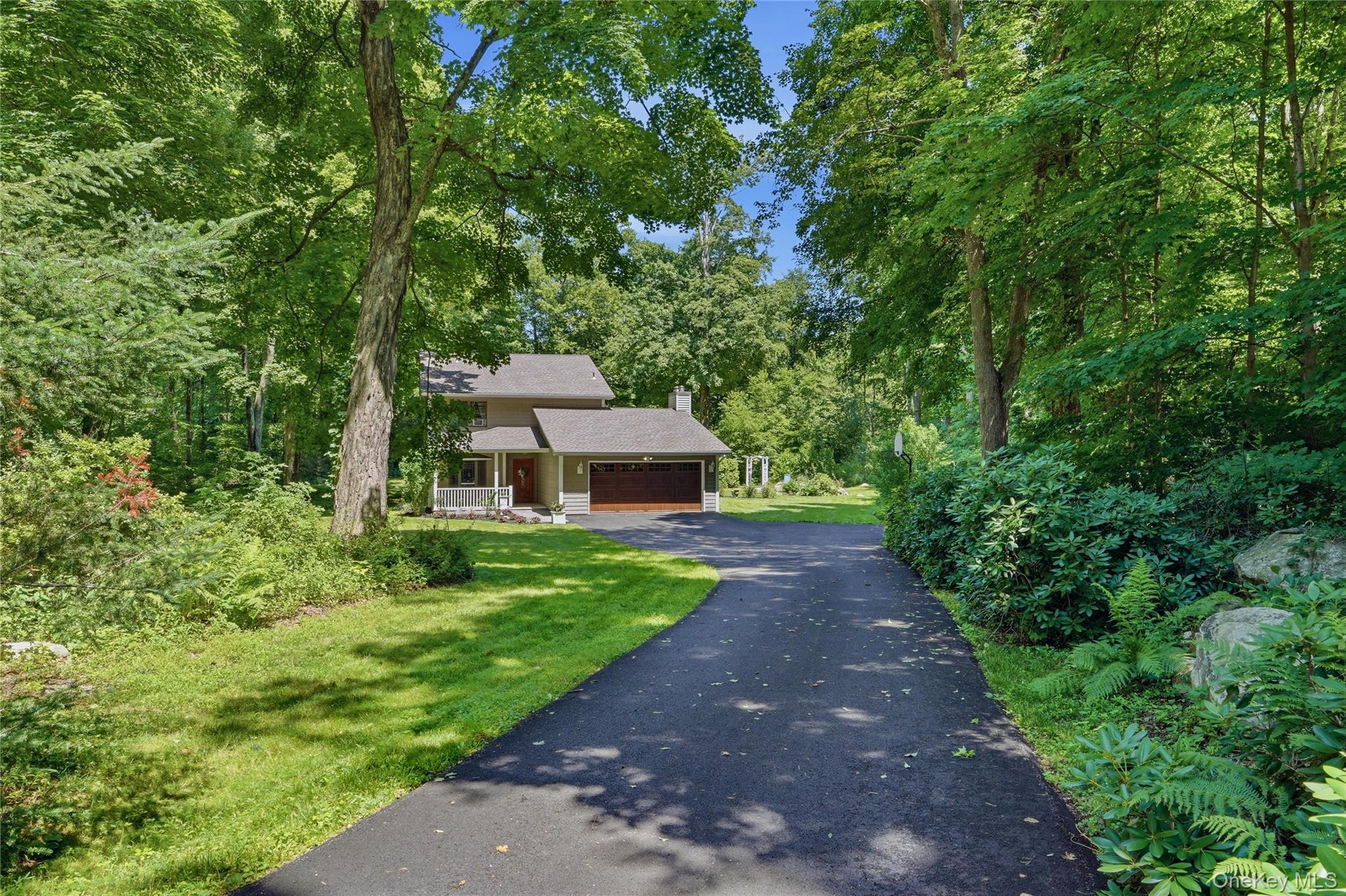 43 Nathan Hale Drive Property Photo 3