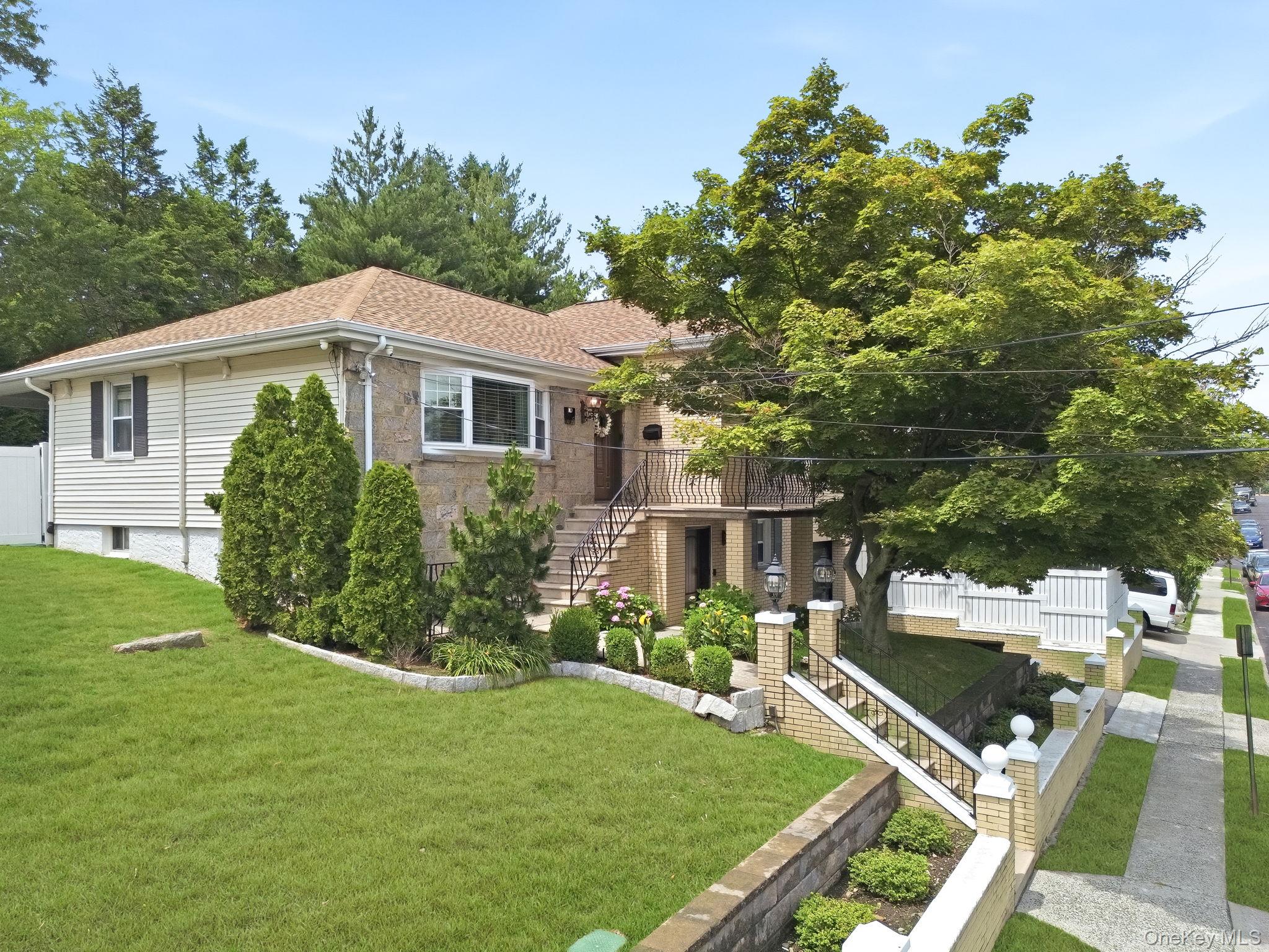 95 Vernon Avenue Property Photo 31
