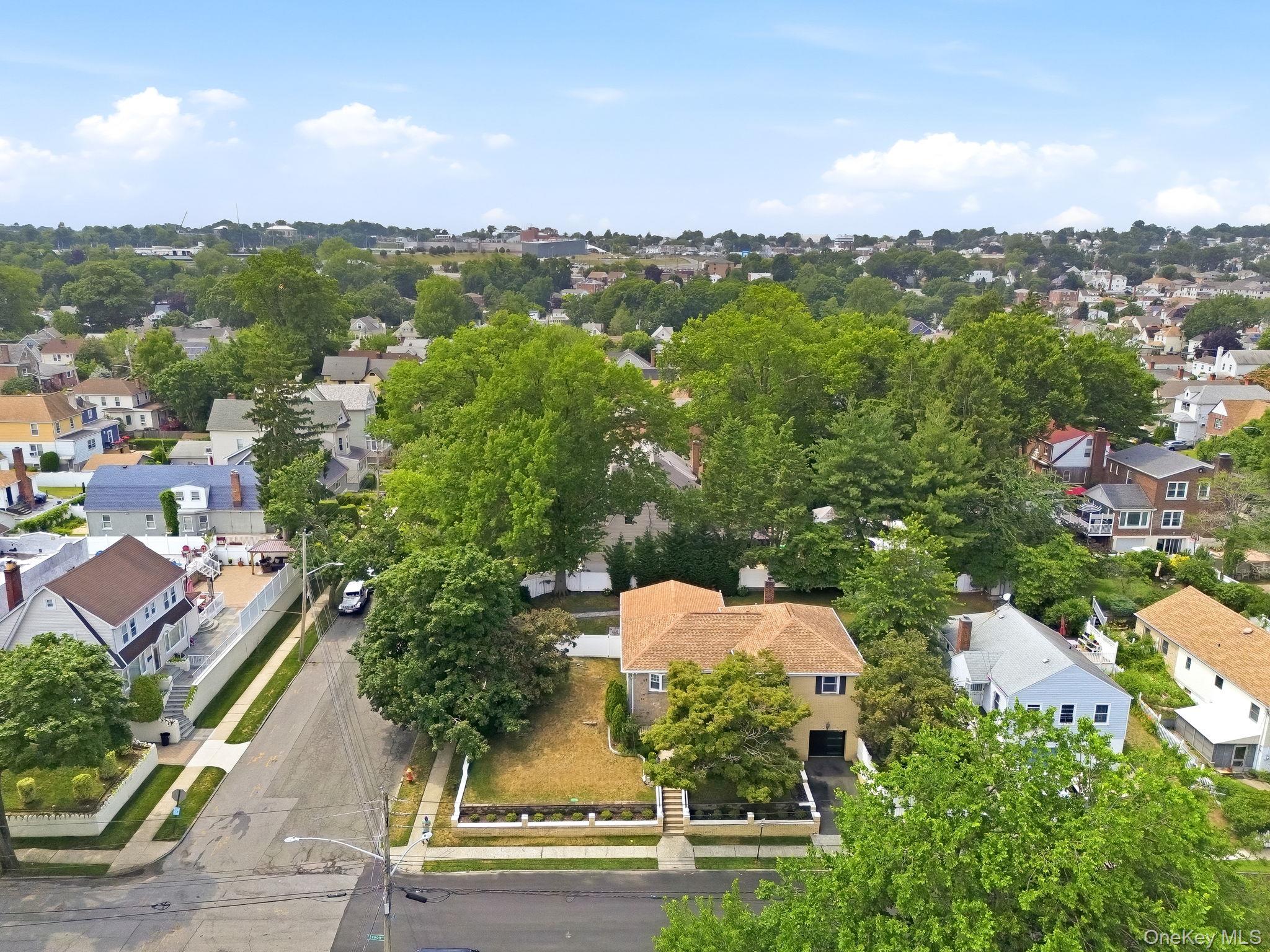 95 Vernon Avenue Property Photo 33