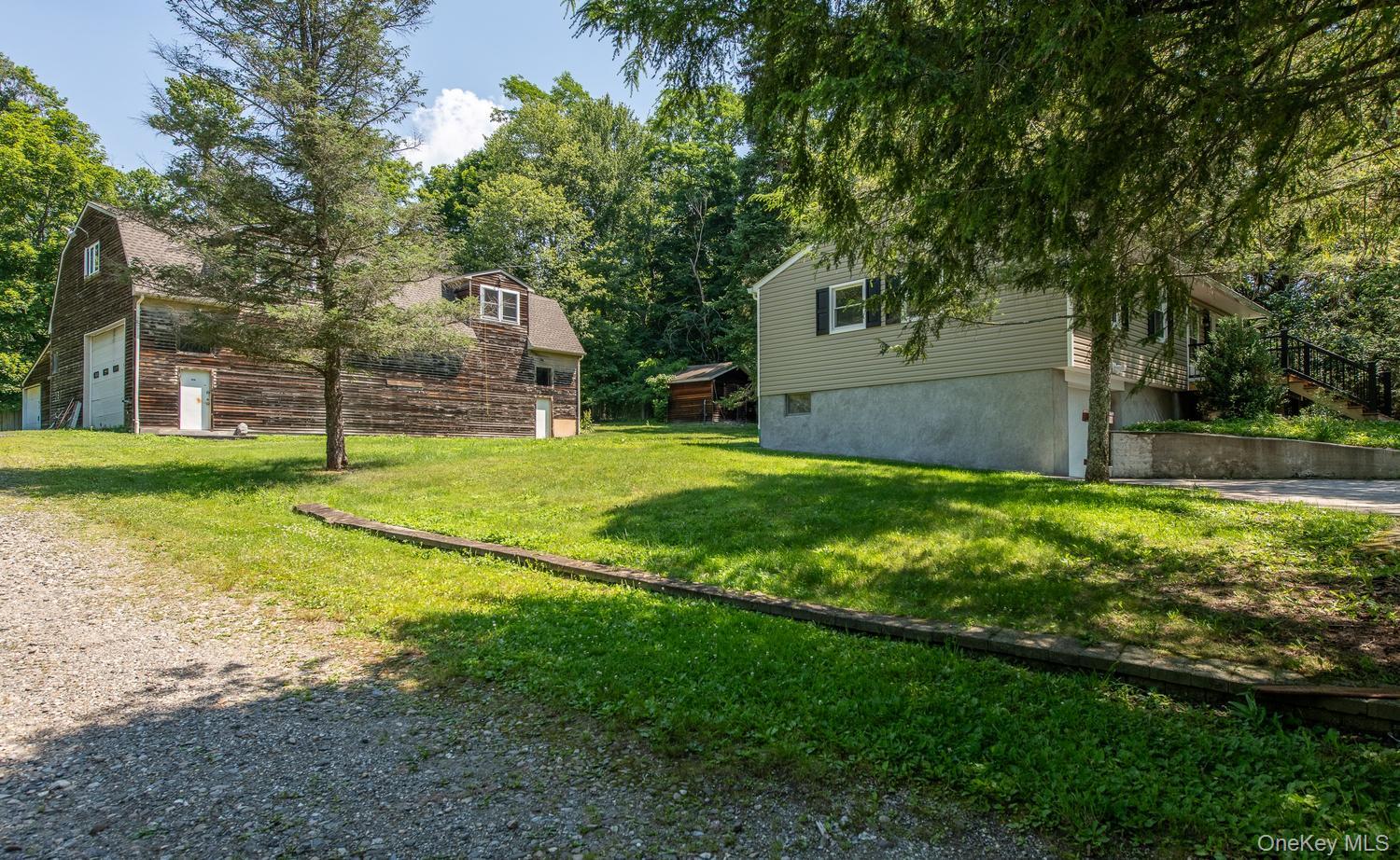 676-678 Oak Summit Road Property Photo 2