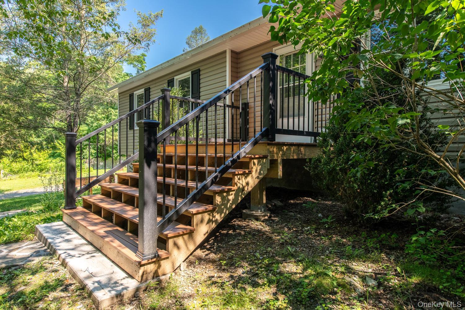 676-678 Oak Summit Road Property Photo 6