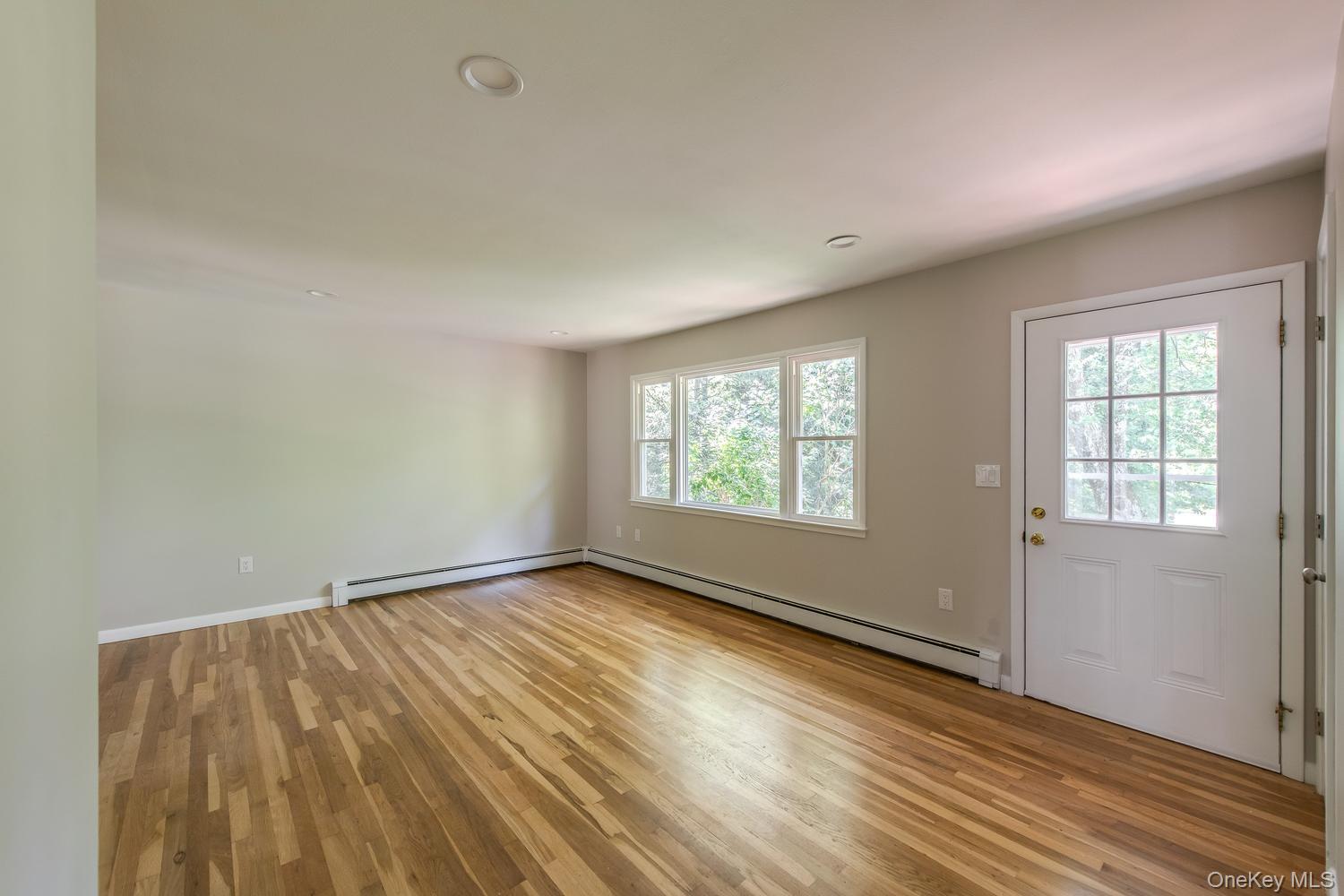 676-678 Oak Summit Road Property Photo 9