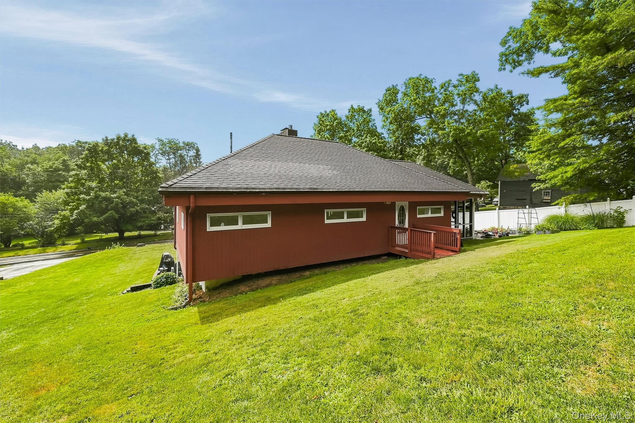 28 Maple Avenue Property Photo 35