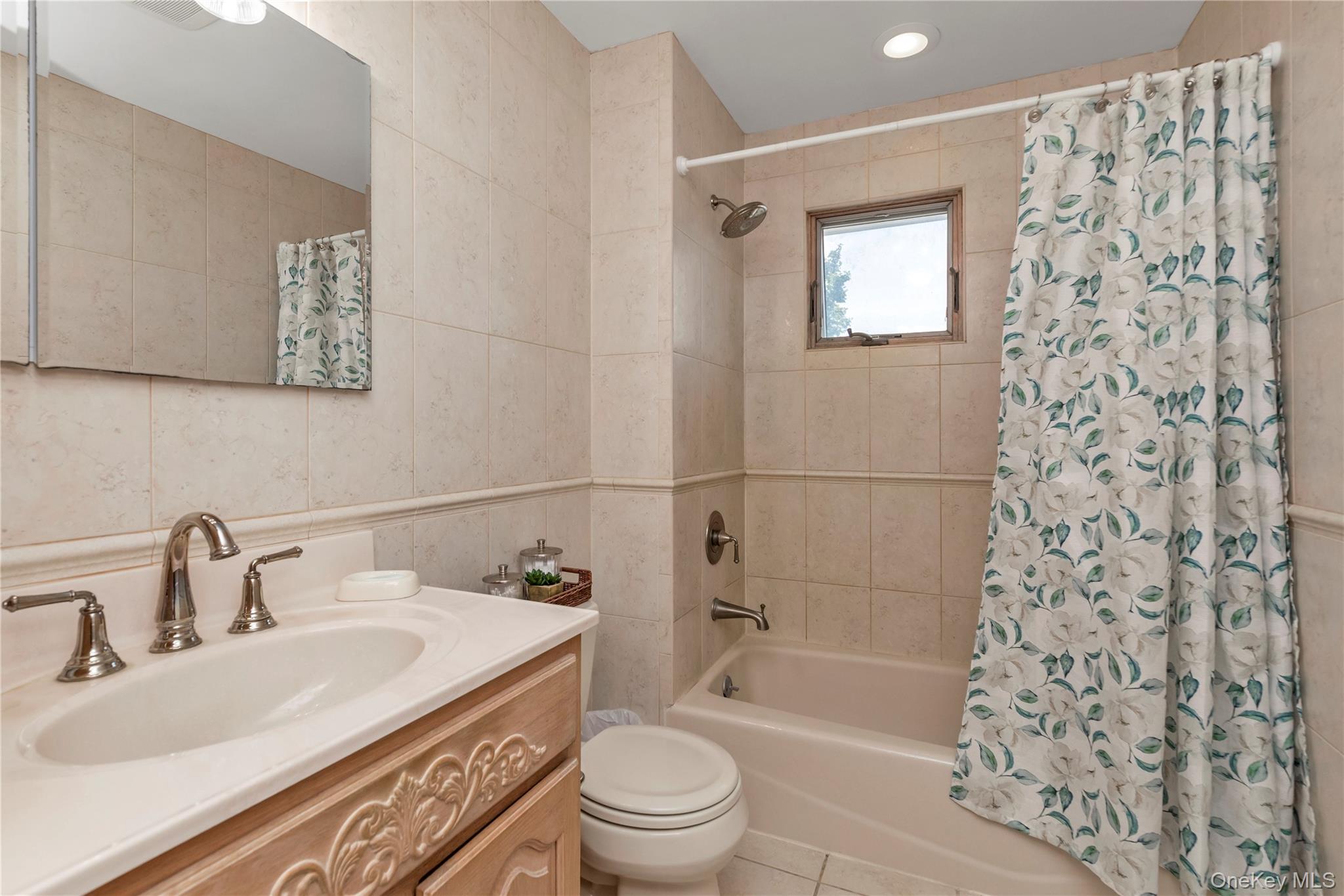 22 Spencer Avenue Property Photo 17