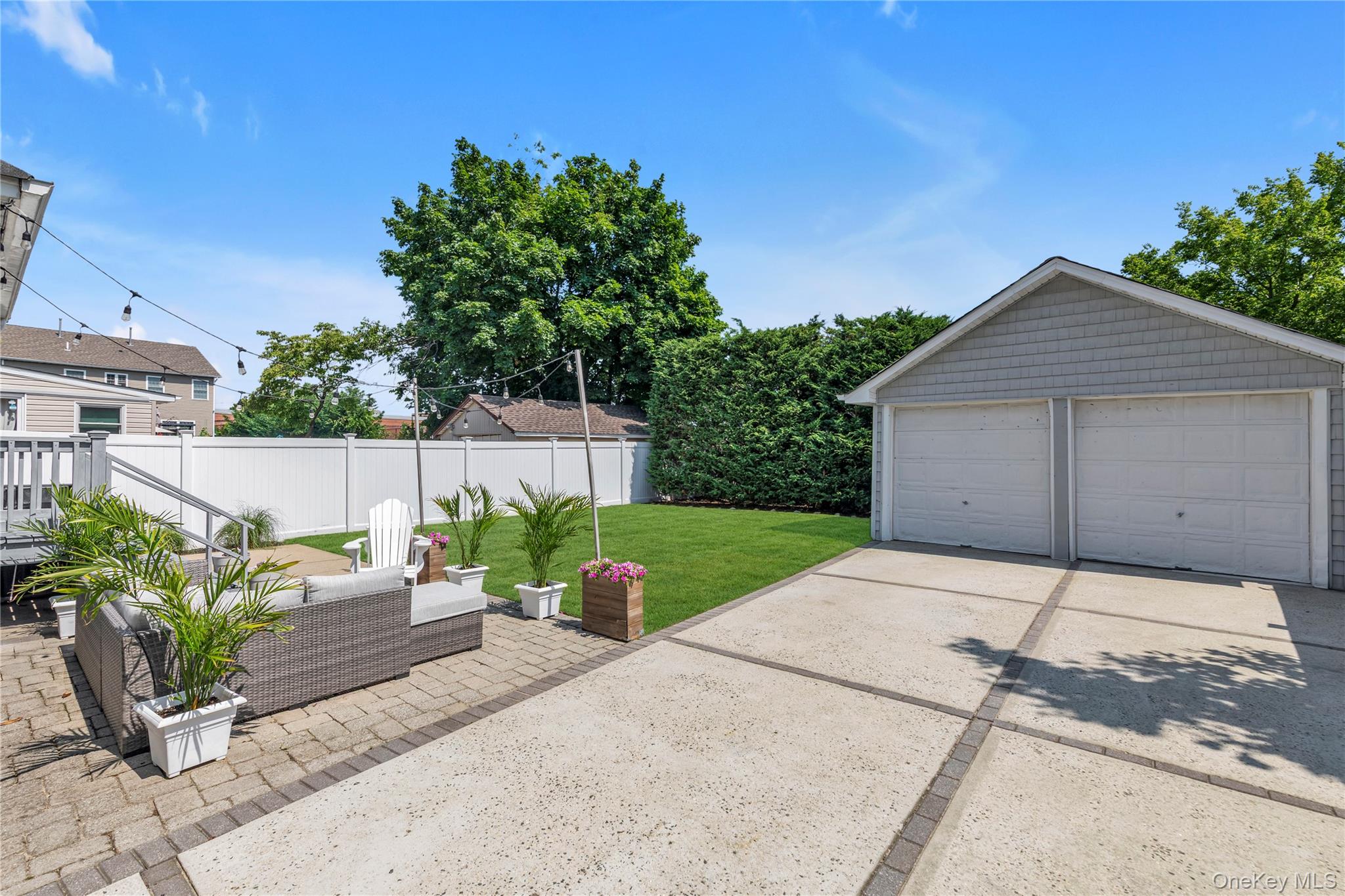 22 Spencer Avenue Property Photo 20