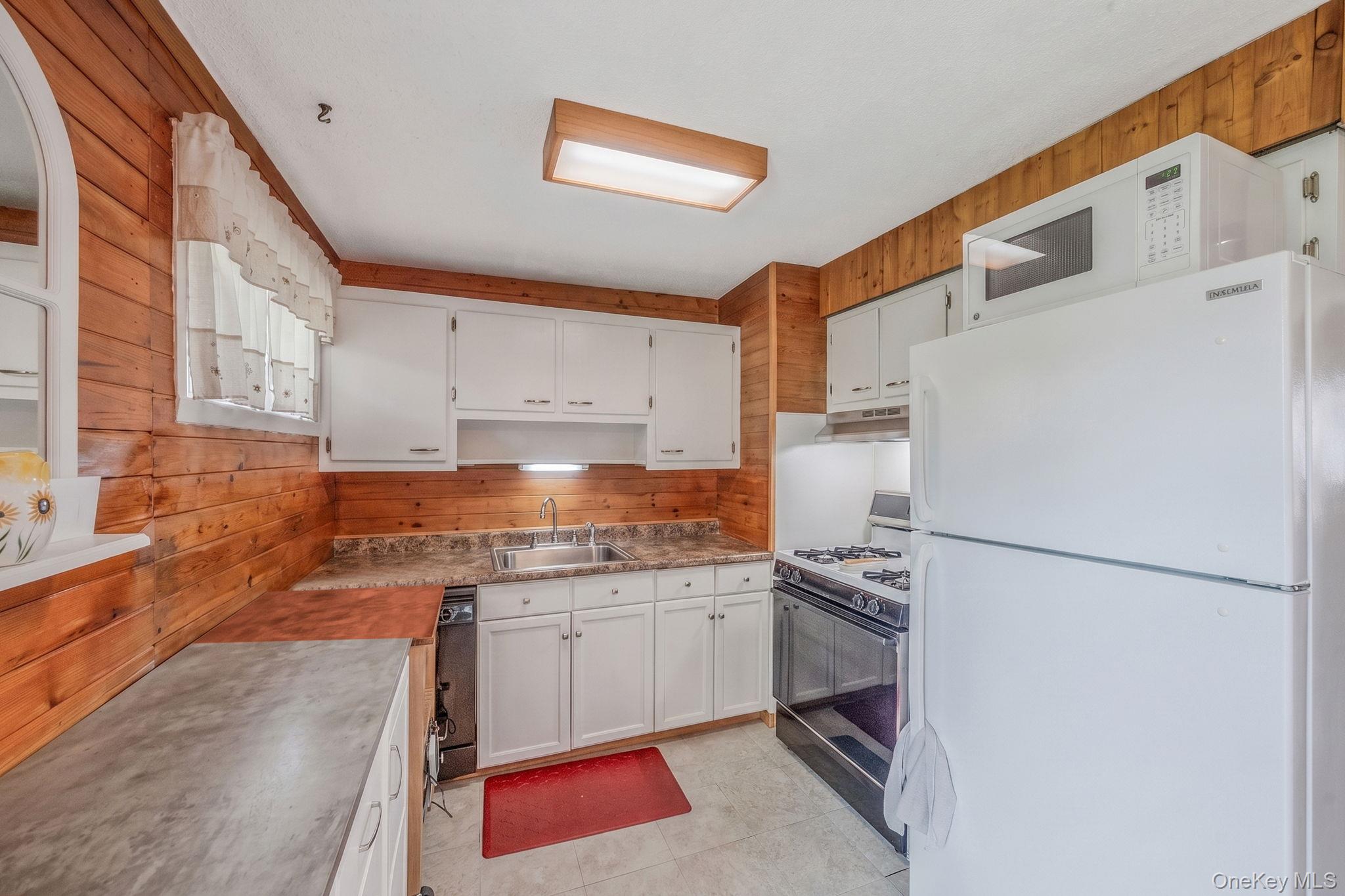 22 Jane Street Property Photo 7