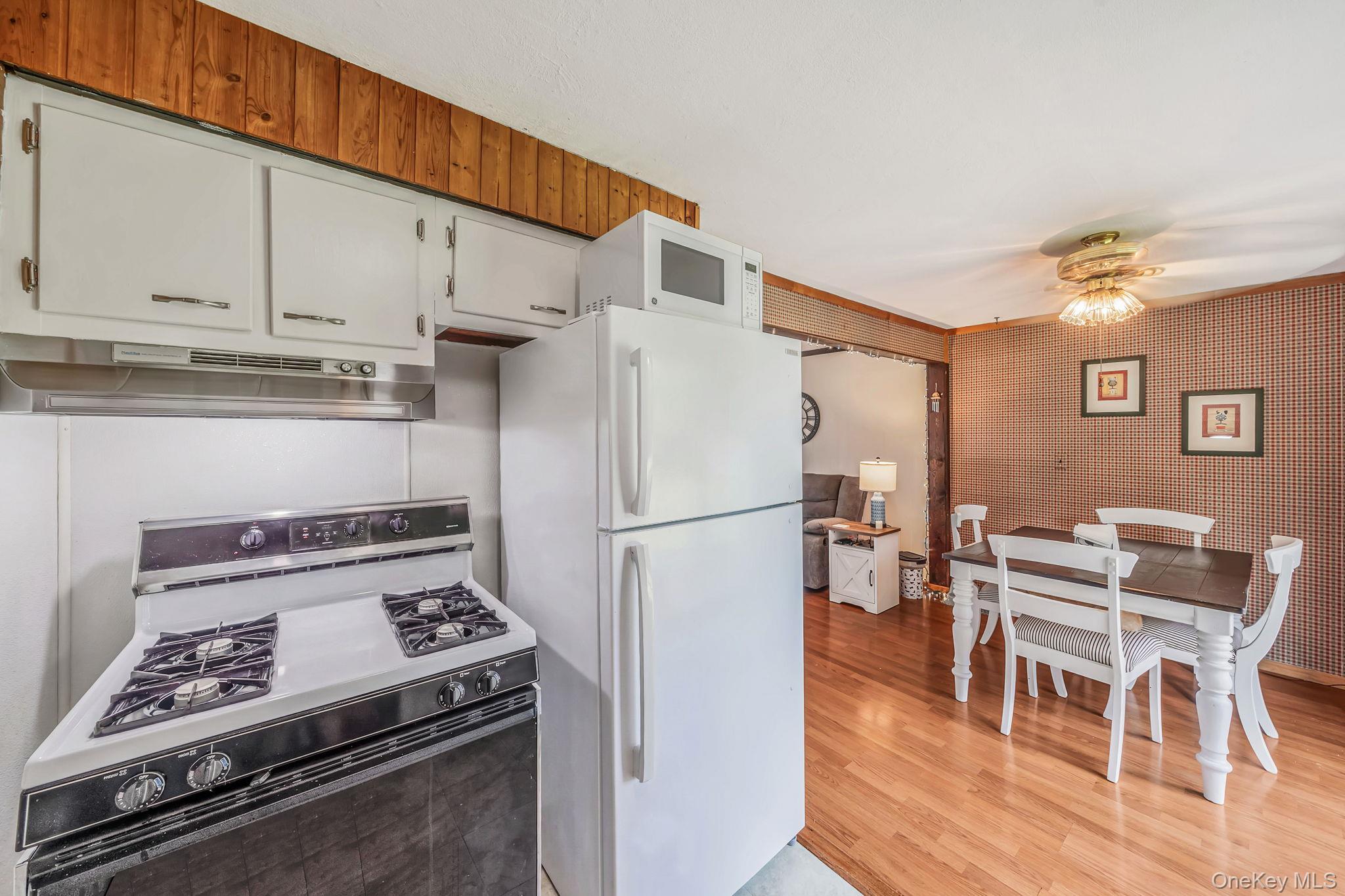 22 Jane Street Property Photo 8