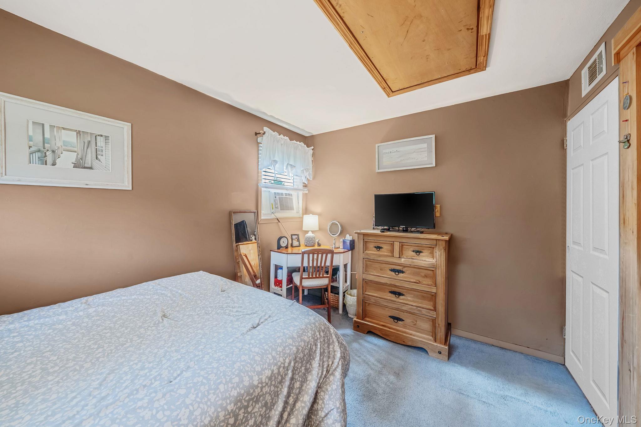 22 Jane Street Property Photo 11