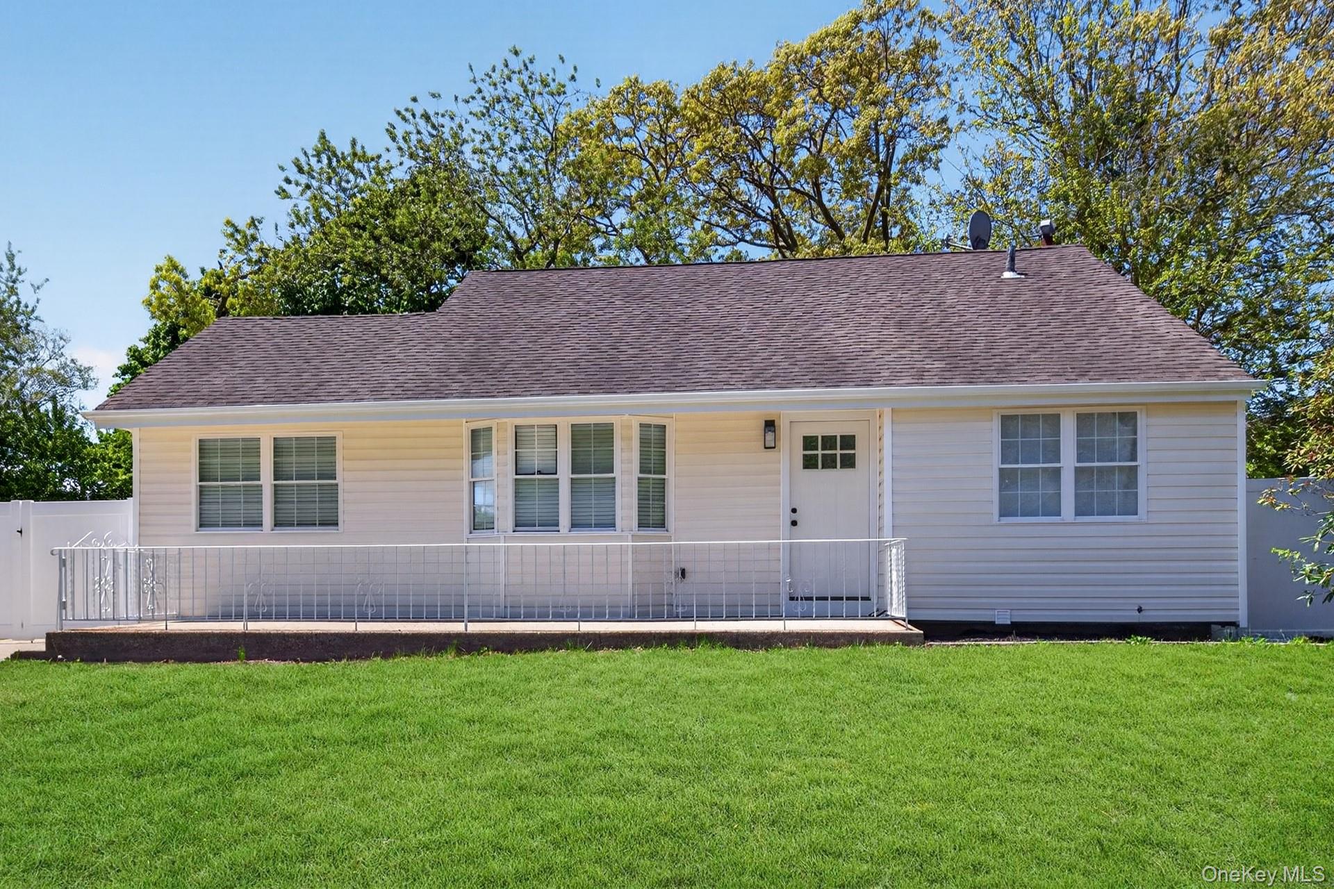 23 Champlain Street Property Photo 1