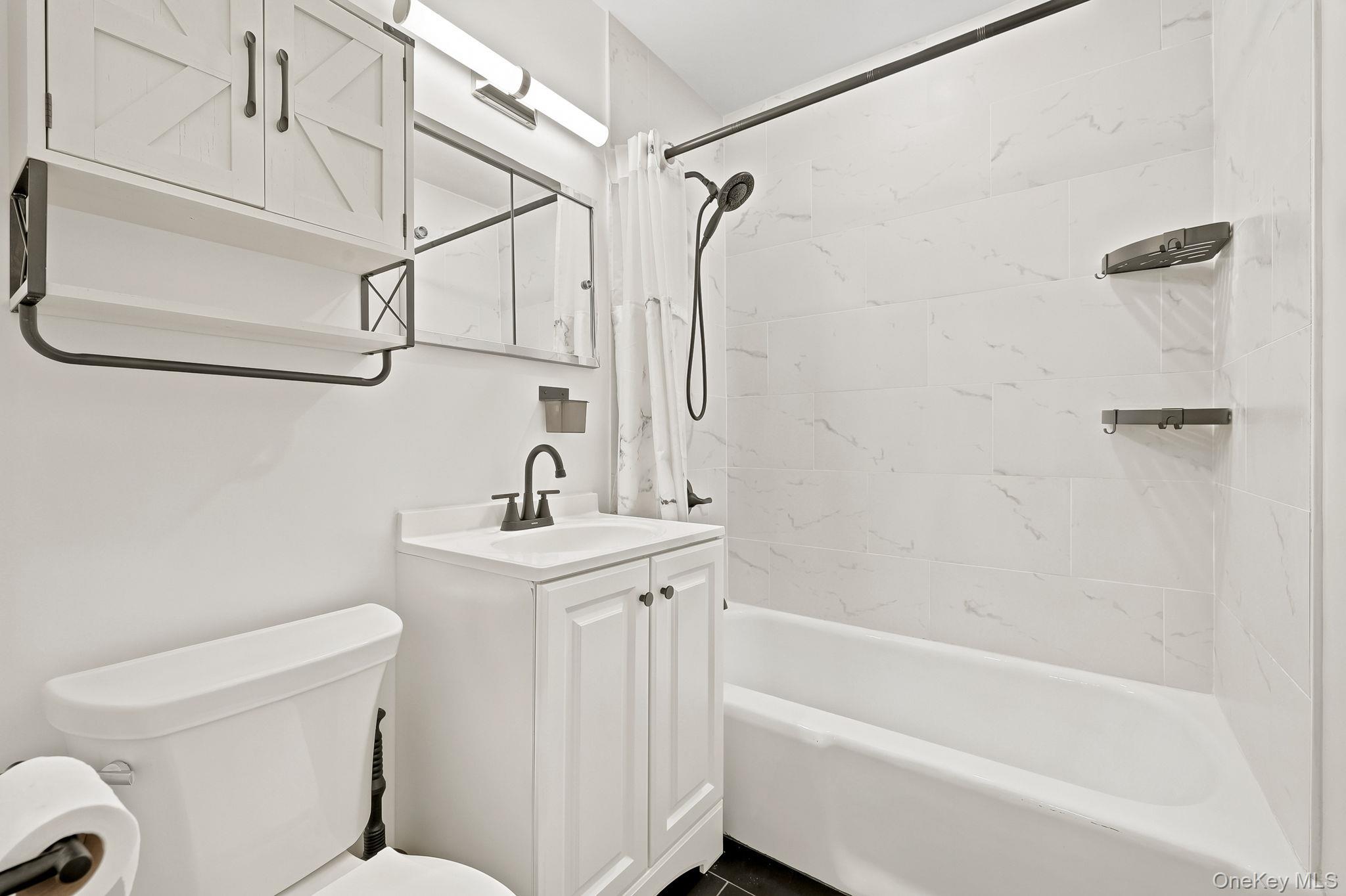 70 West Street B11 Property Photo 13