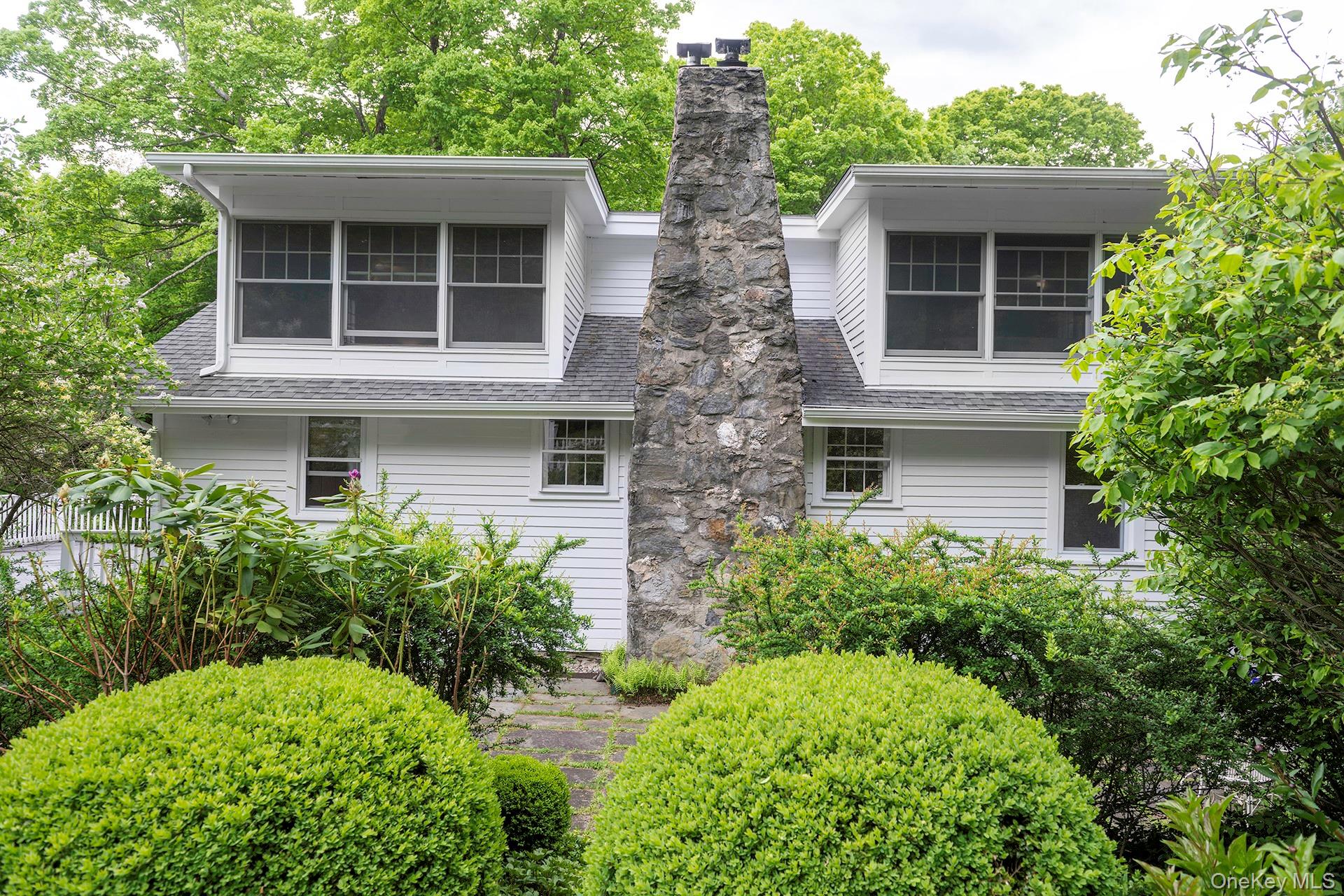 17 Skytop Ridge Property Photo 1