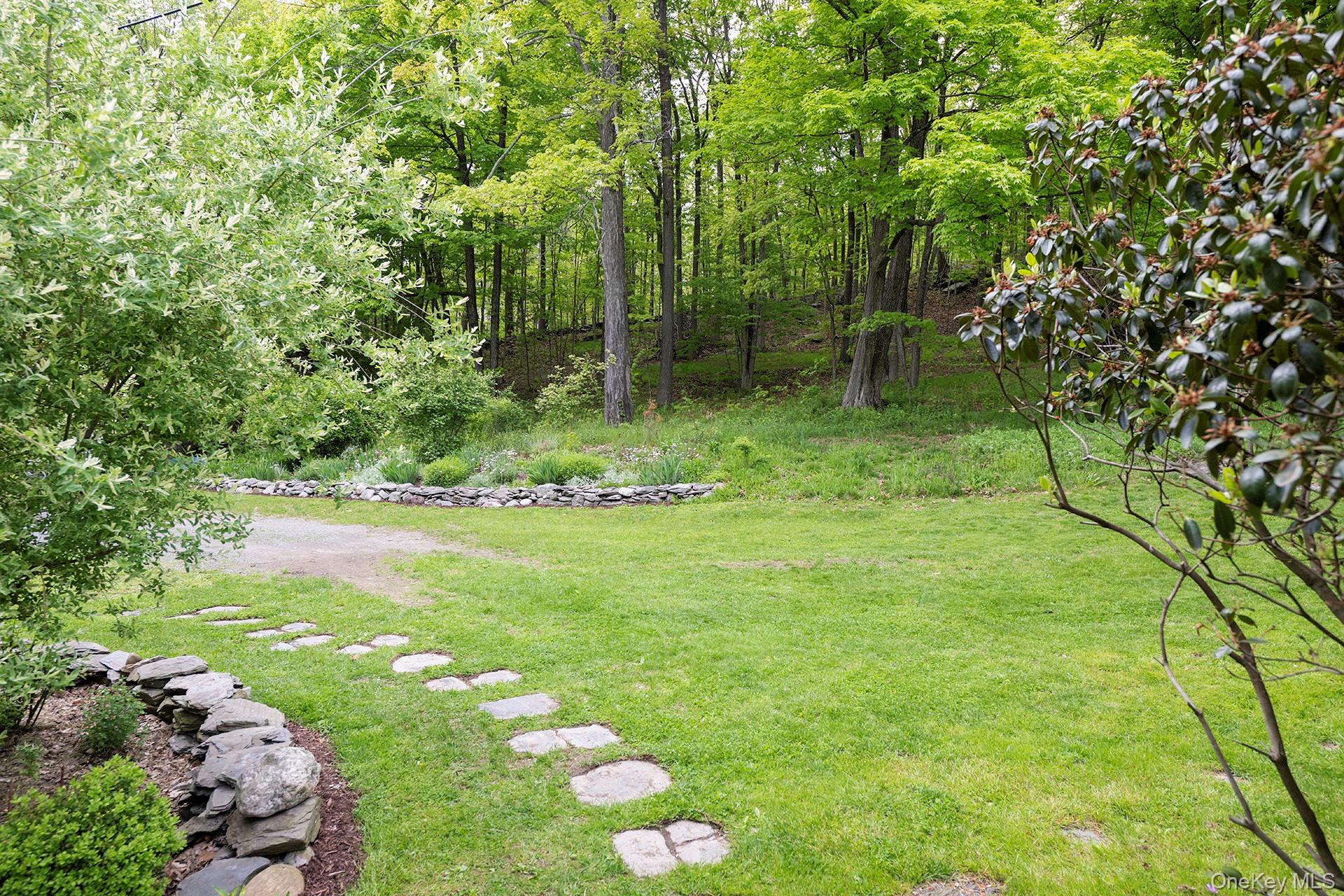 17 Skytop Ridge Property Photo 26