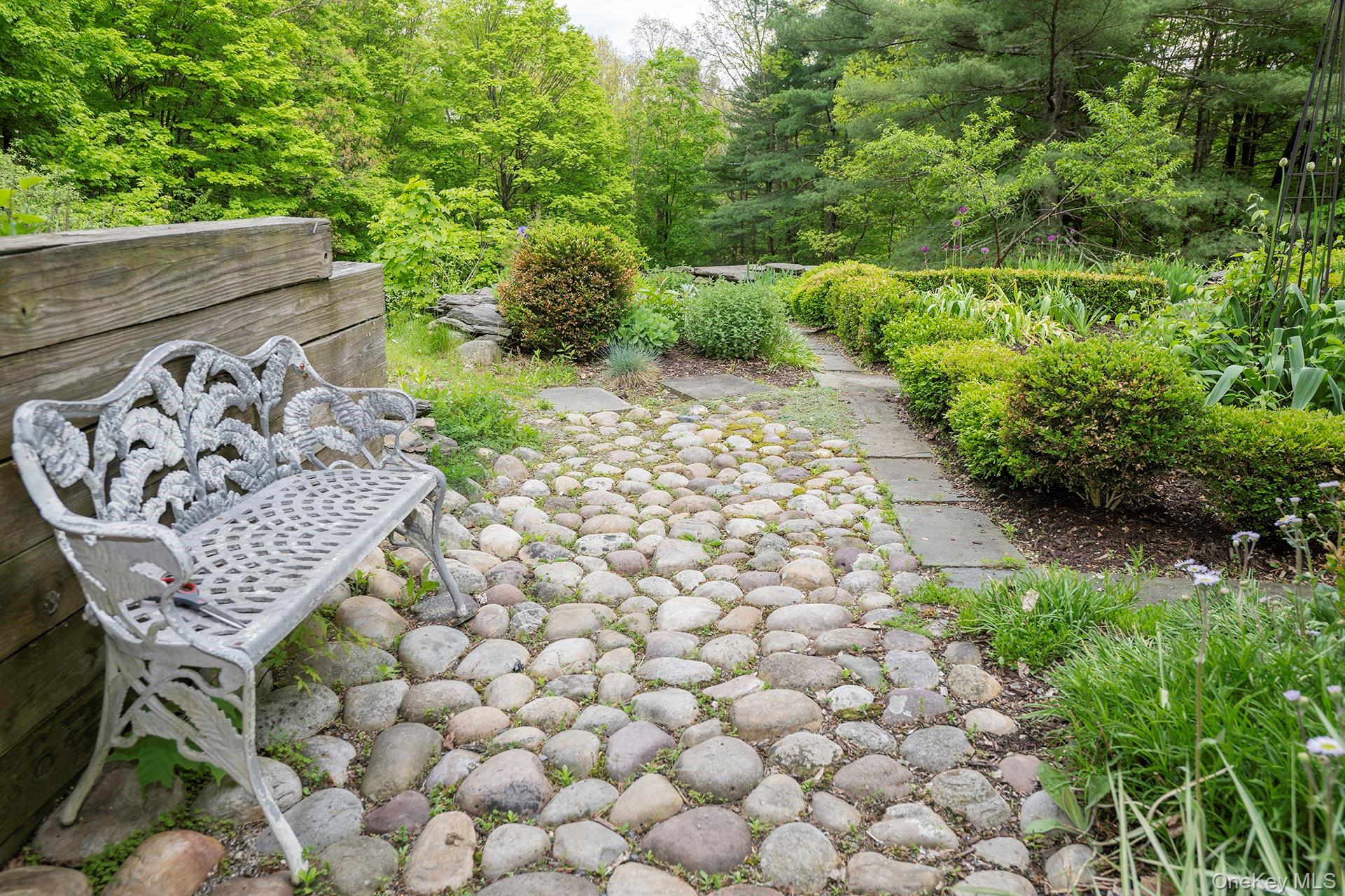 17 Skytop Ridge Property Photo 27