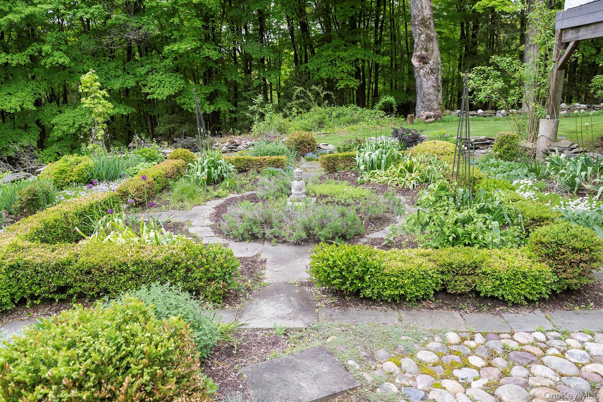 17 Skytop Ridge Property Photo 39