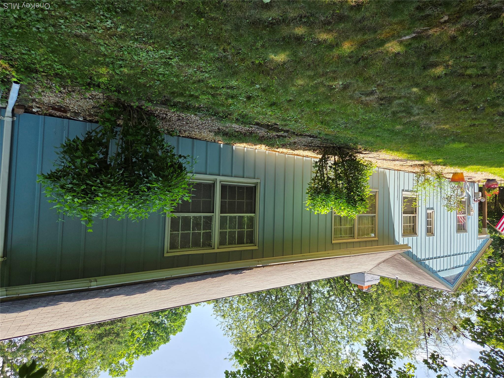 342 Coldenham Road Property Photo 10