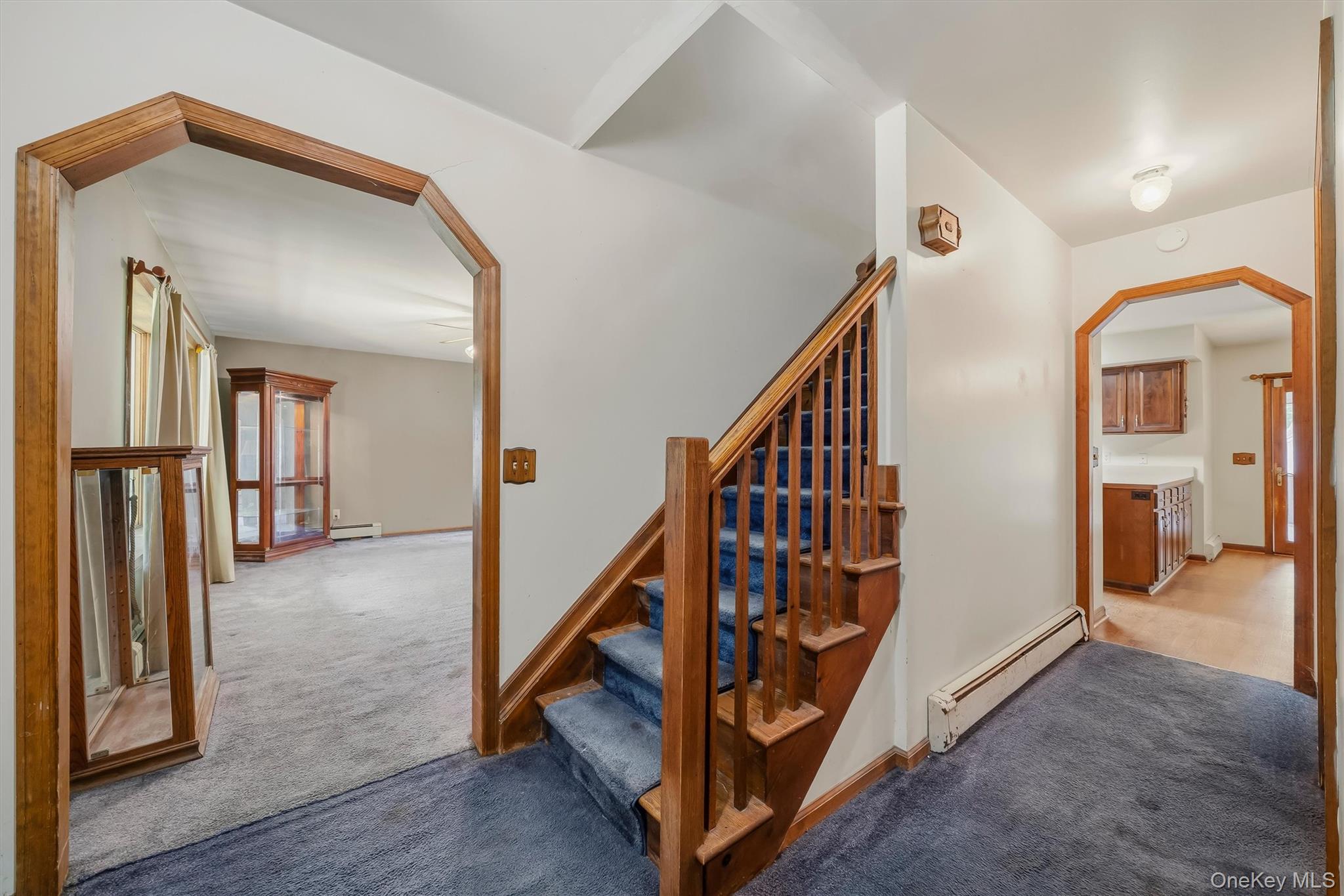 808 S Plank Road Property Photo 7