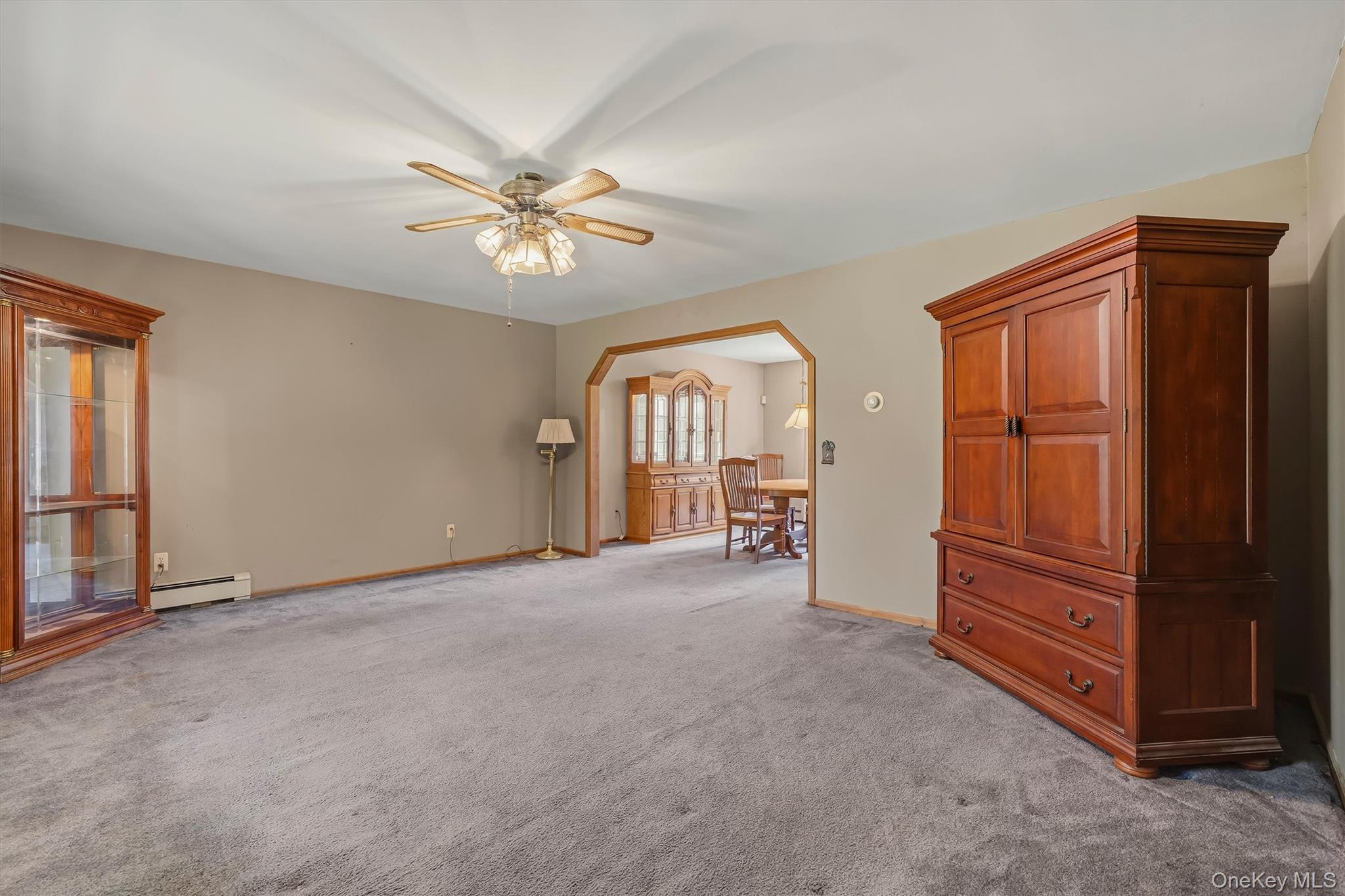 808 S Plank Road Property Photo 9