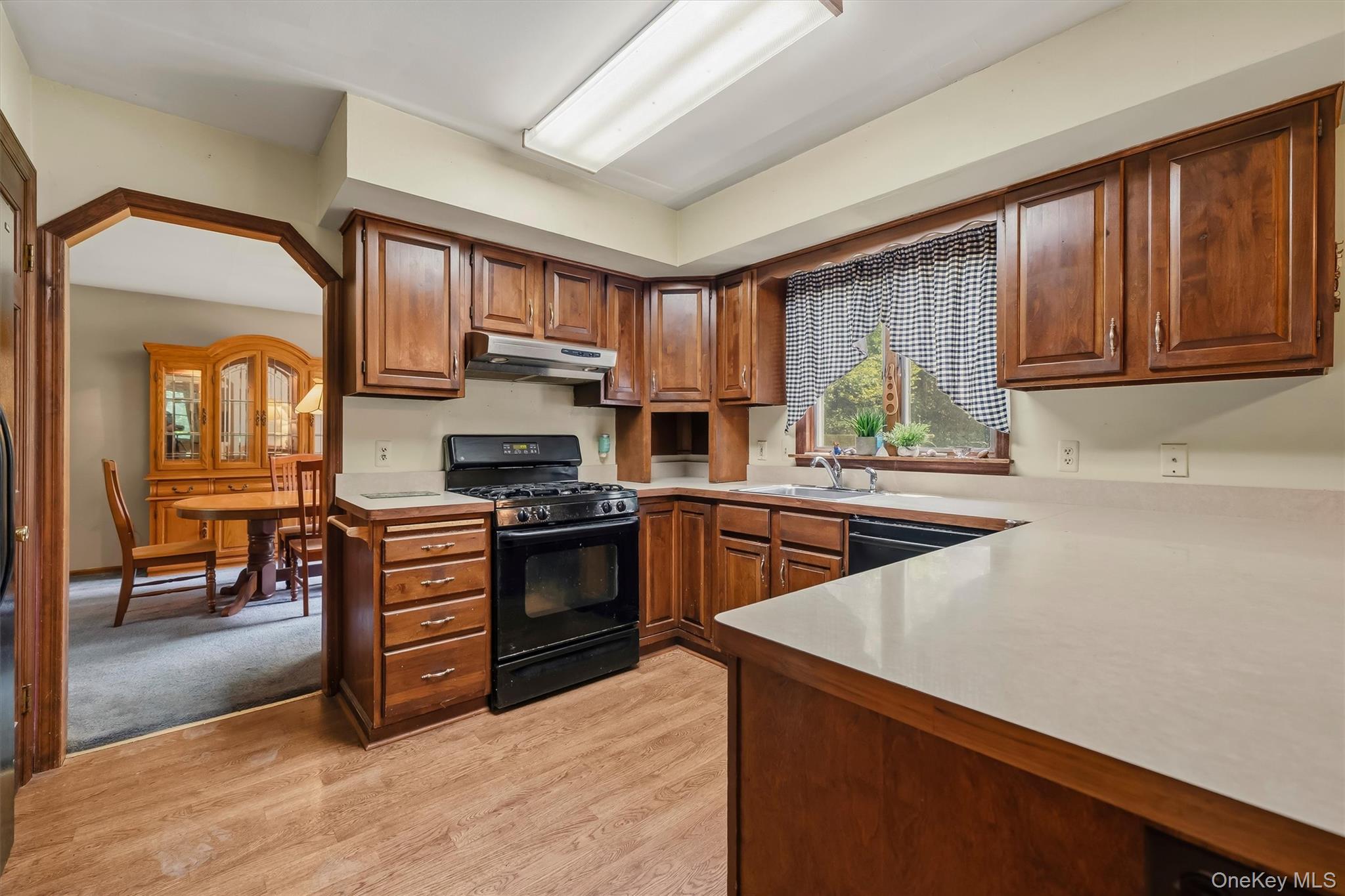 808 S Plank Road Property Photo 13