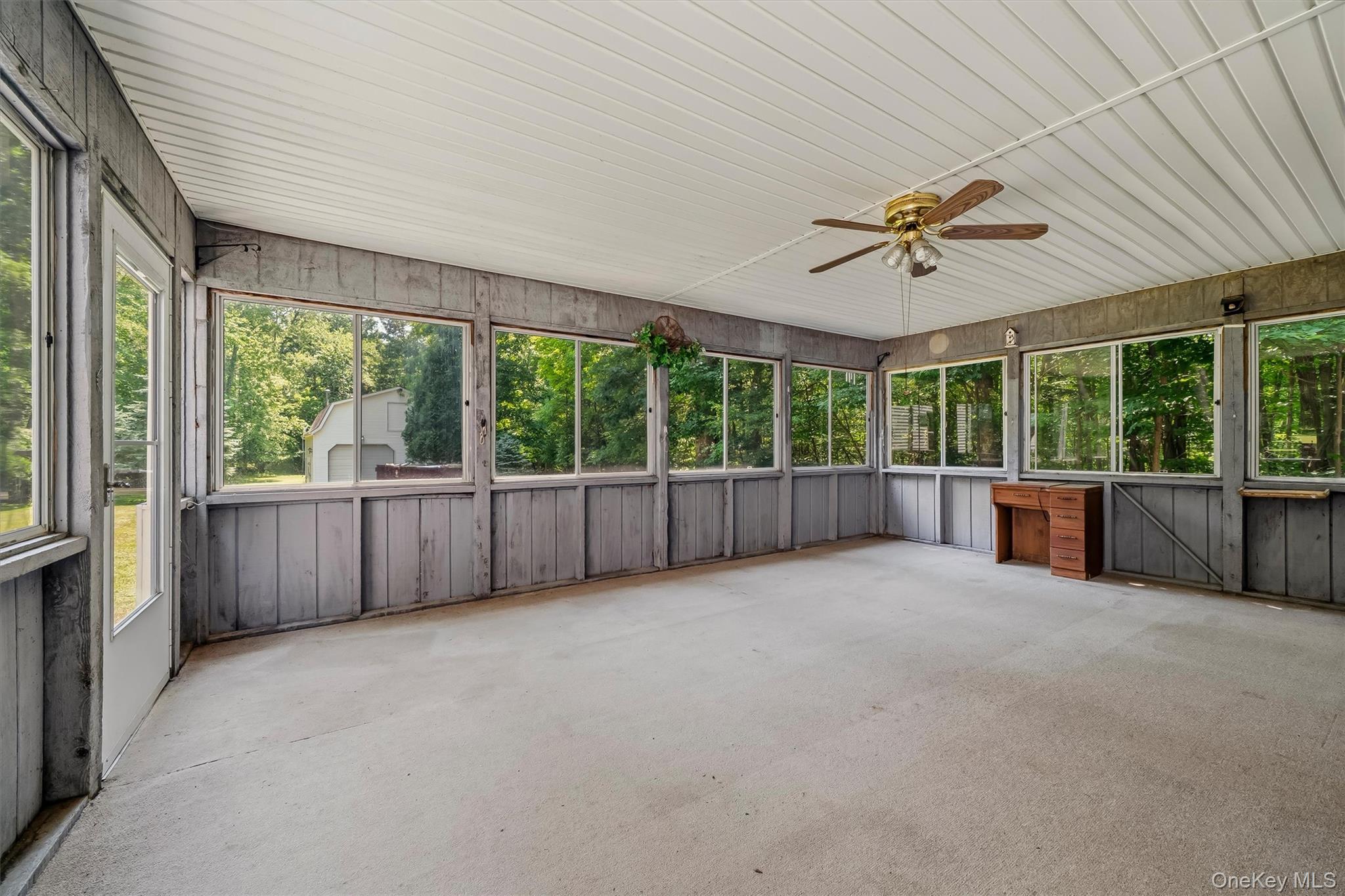 808 S Plank Road Property Photo 25