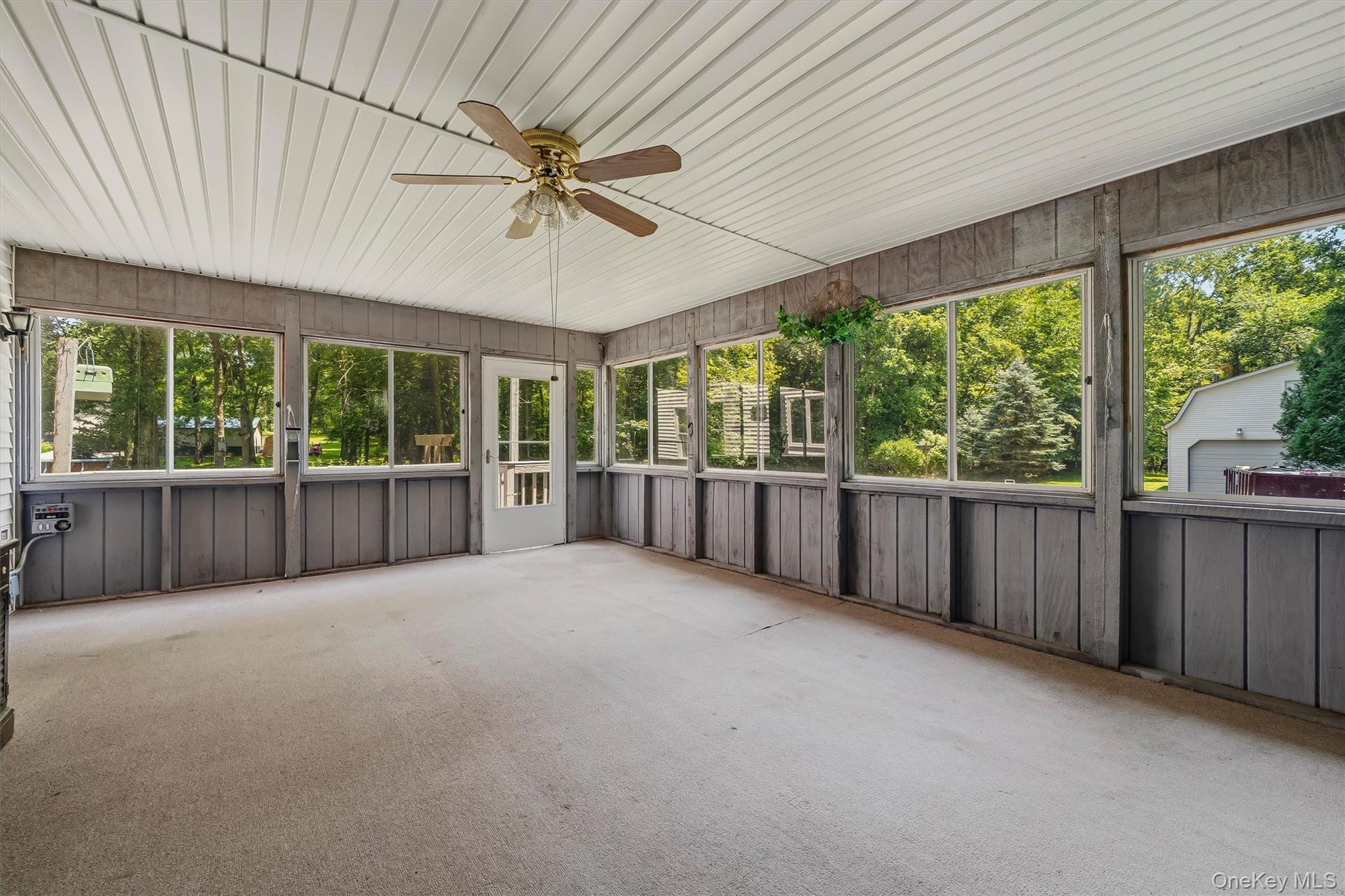 808 S Plank Road Property Photo 26
