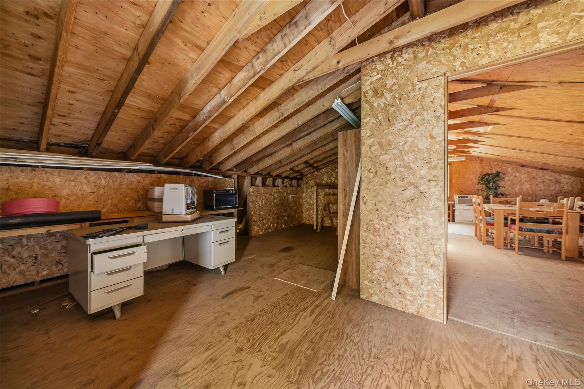 808 S Plank Road Property Photo 44