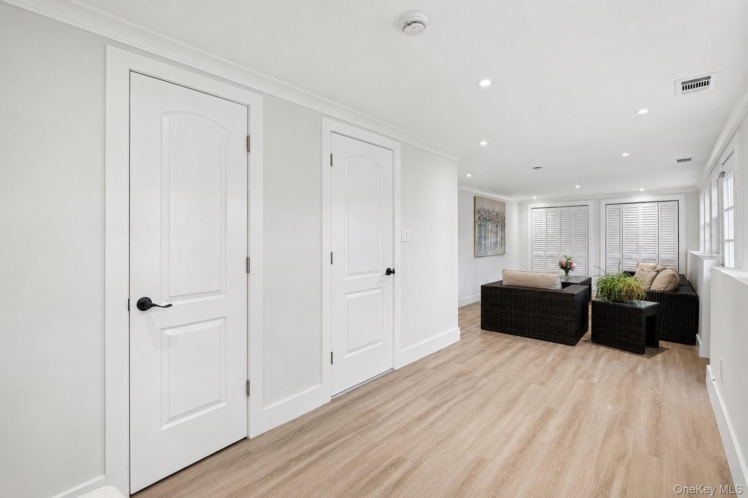 566 Locust Avenue Property Photo 18