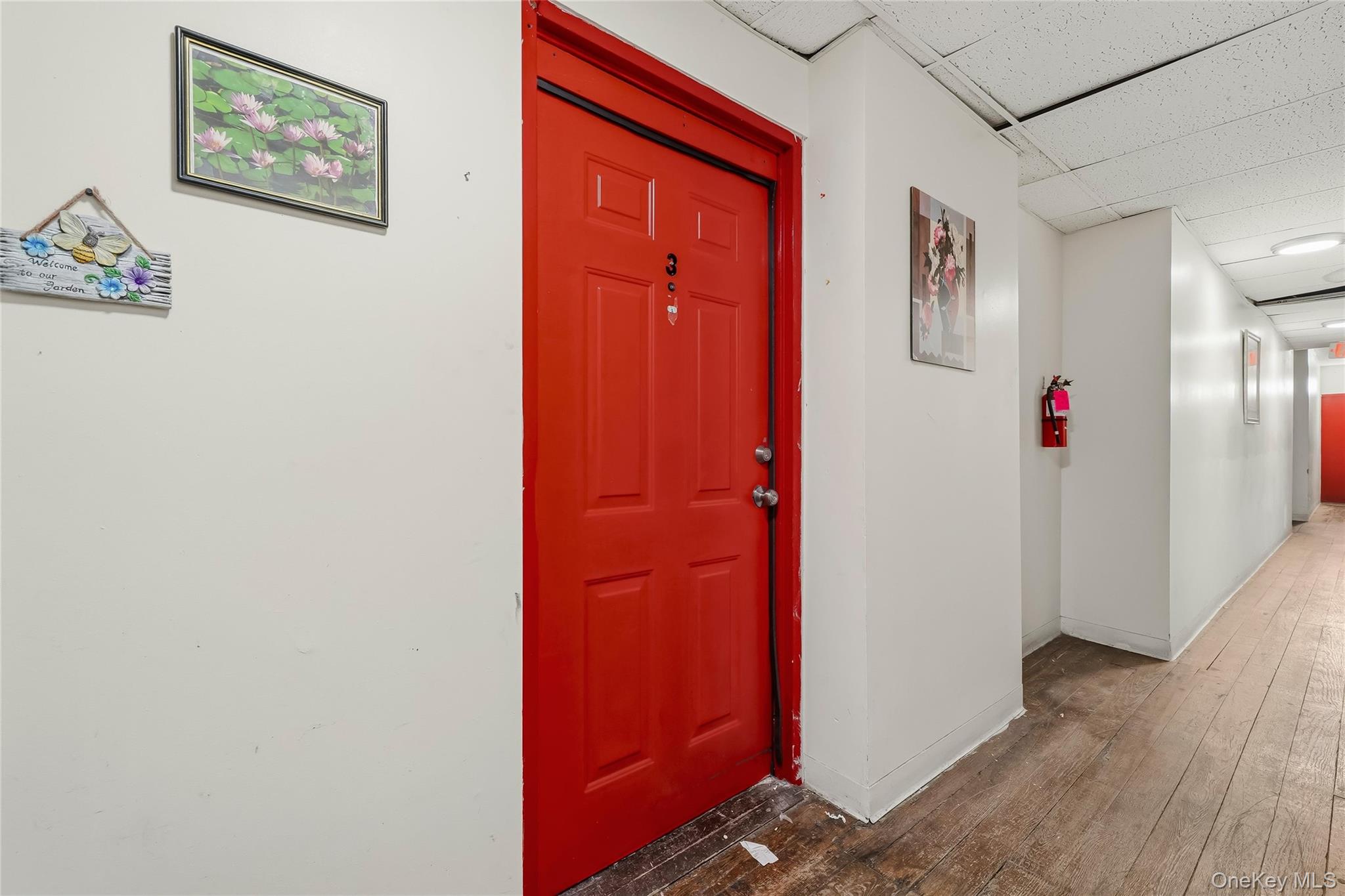 30-32 E Main Street Property Photo 17