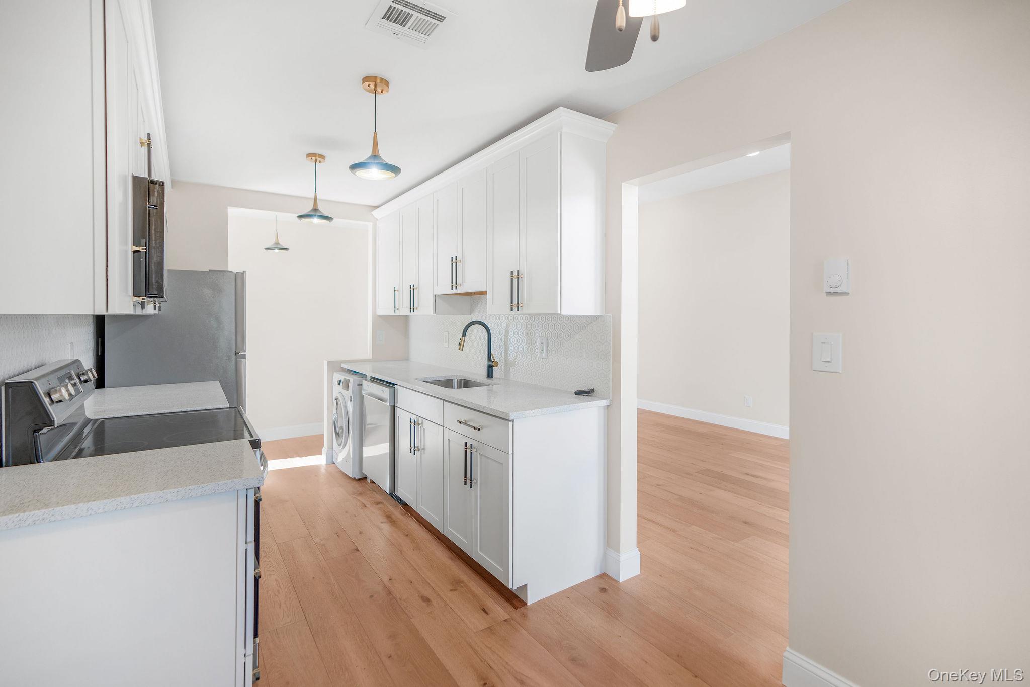 1205 Gotham Drive Property Photo 8
