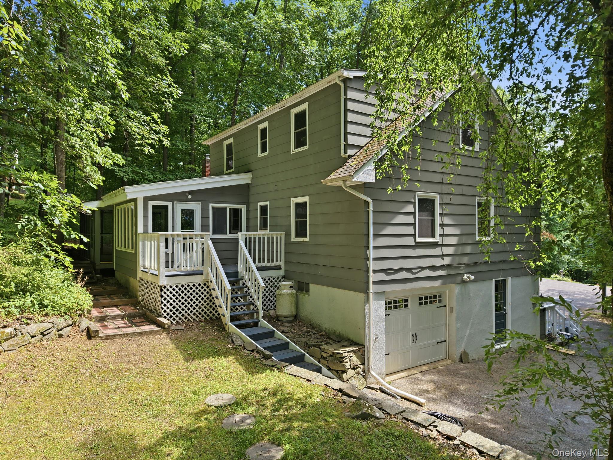 3 Dogwood Hollow Property Photo 24