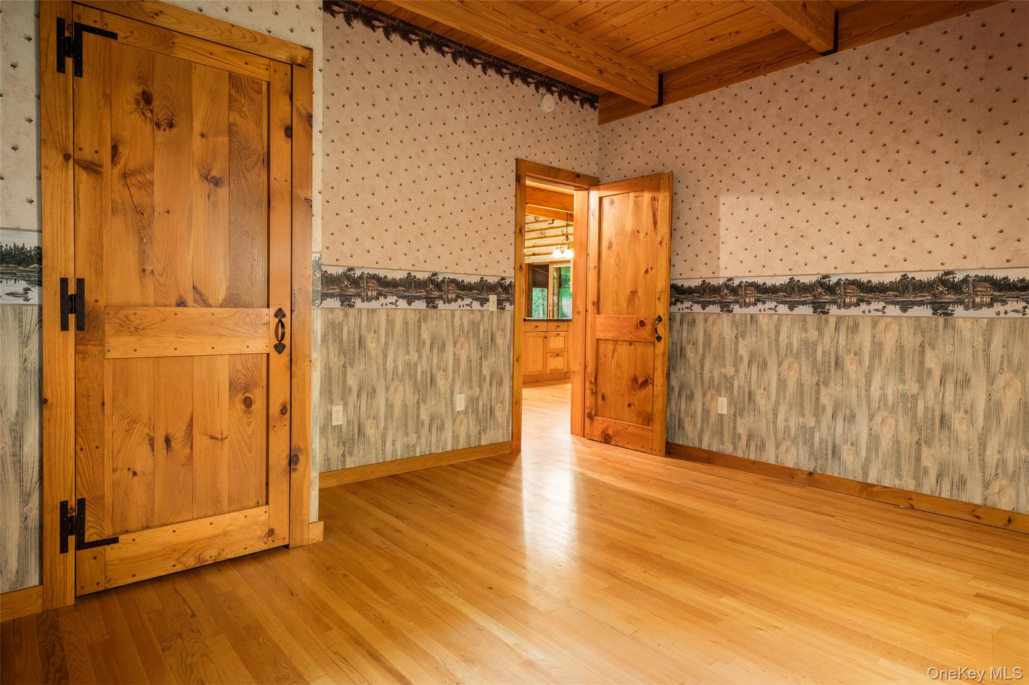 135 Sparrowhawk Lake Road Property Photo 20