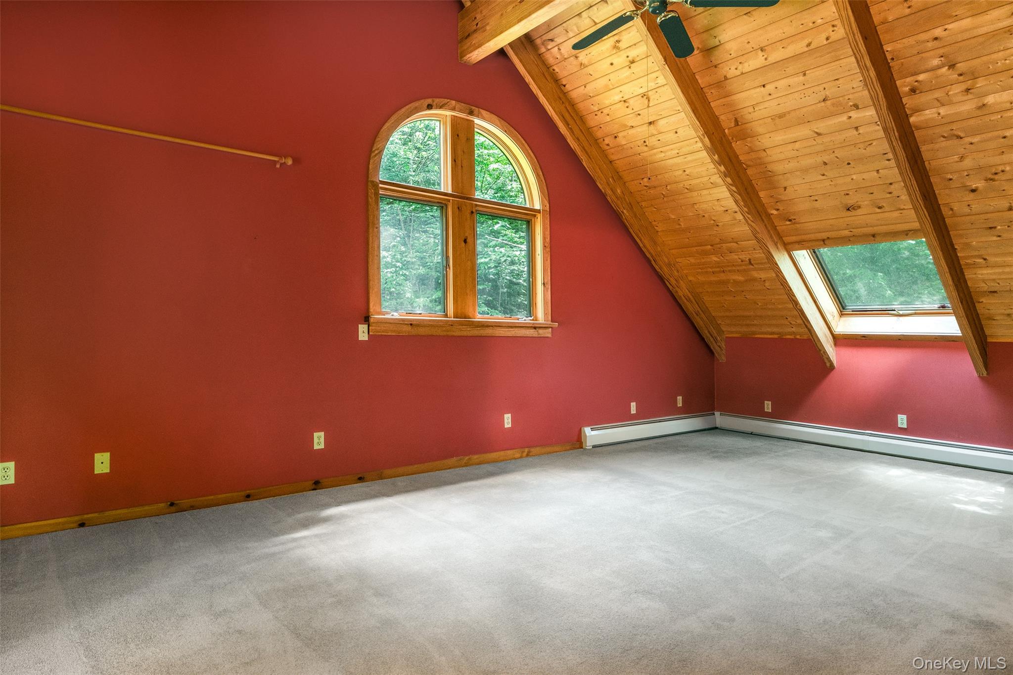 135 Sparrowhawk Lake Road Property Photo 26