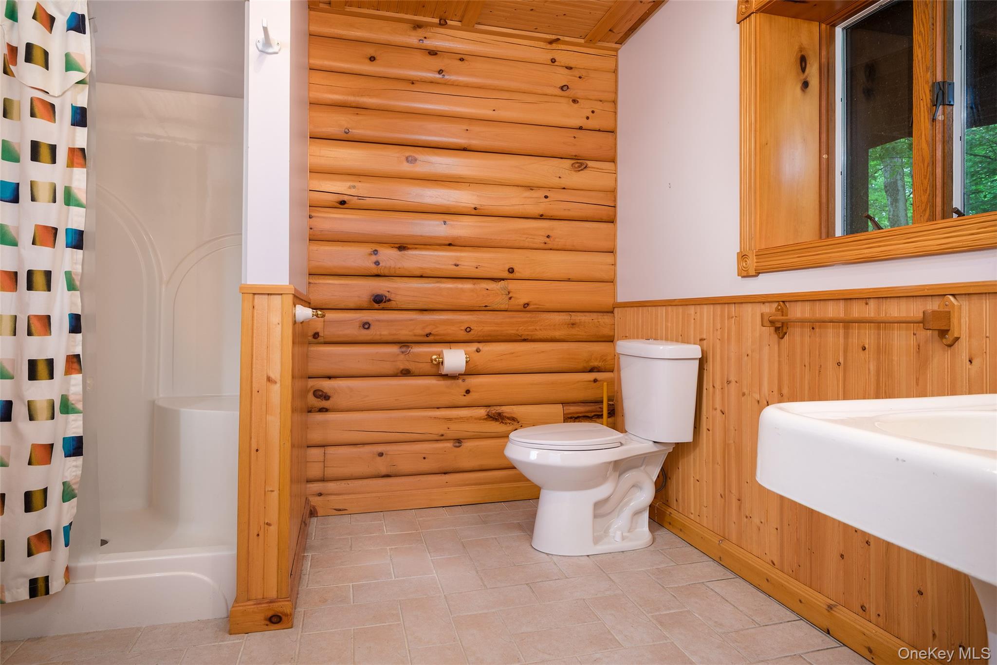 135 Sparrowhawk Lake Road Property Photo 37