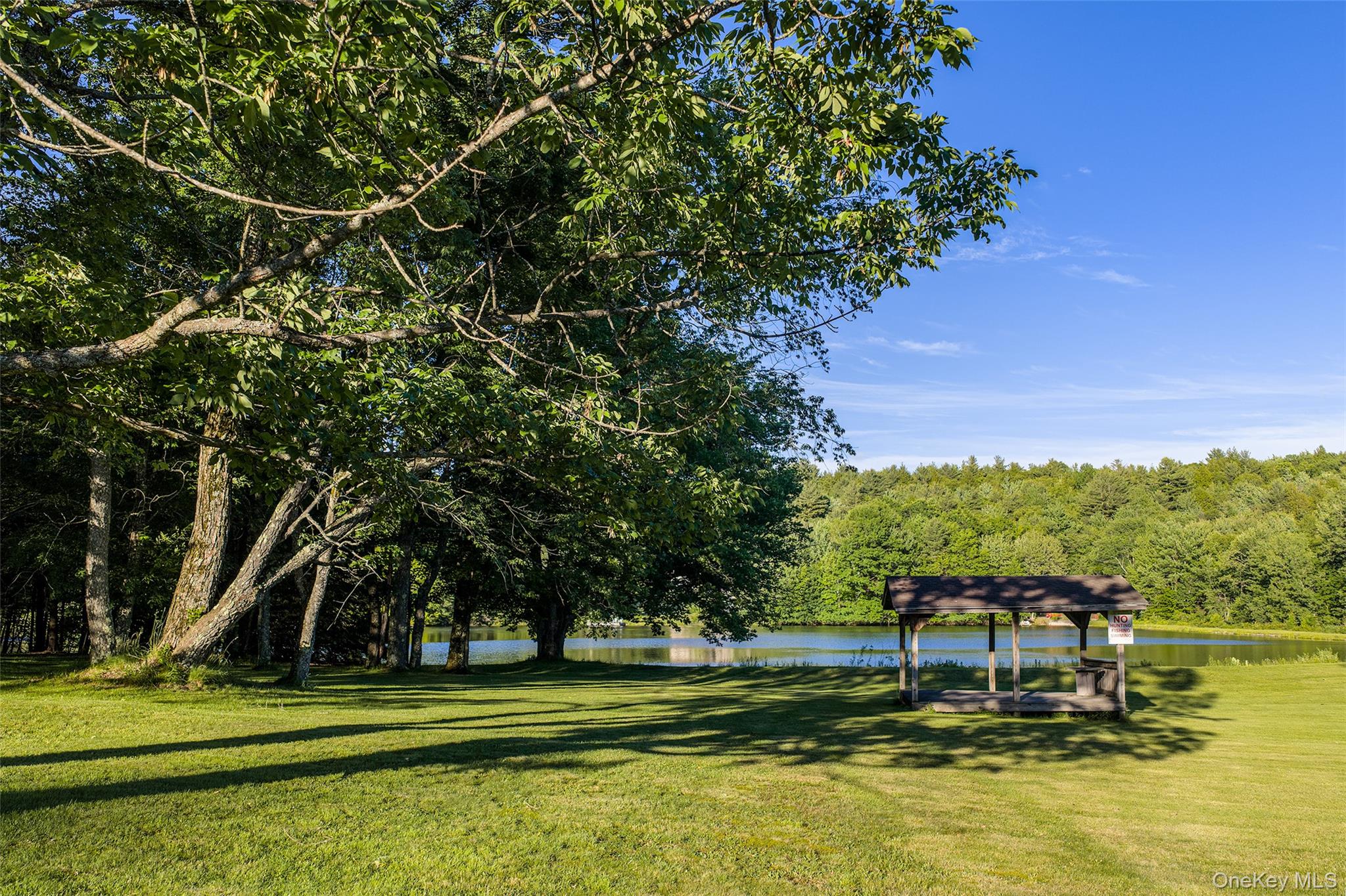 135 Sparrowhawk Lake Road Property Photo 48